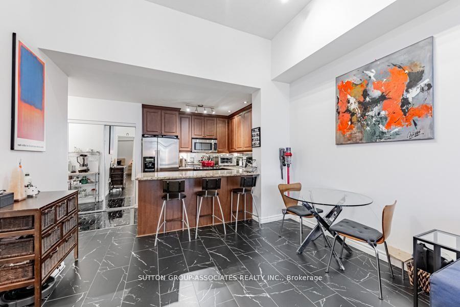 Photo 8 of Unit 110, 618 A Fleet Street, Toronto, Niagara — HOMEH