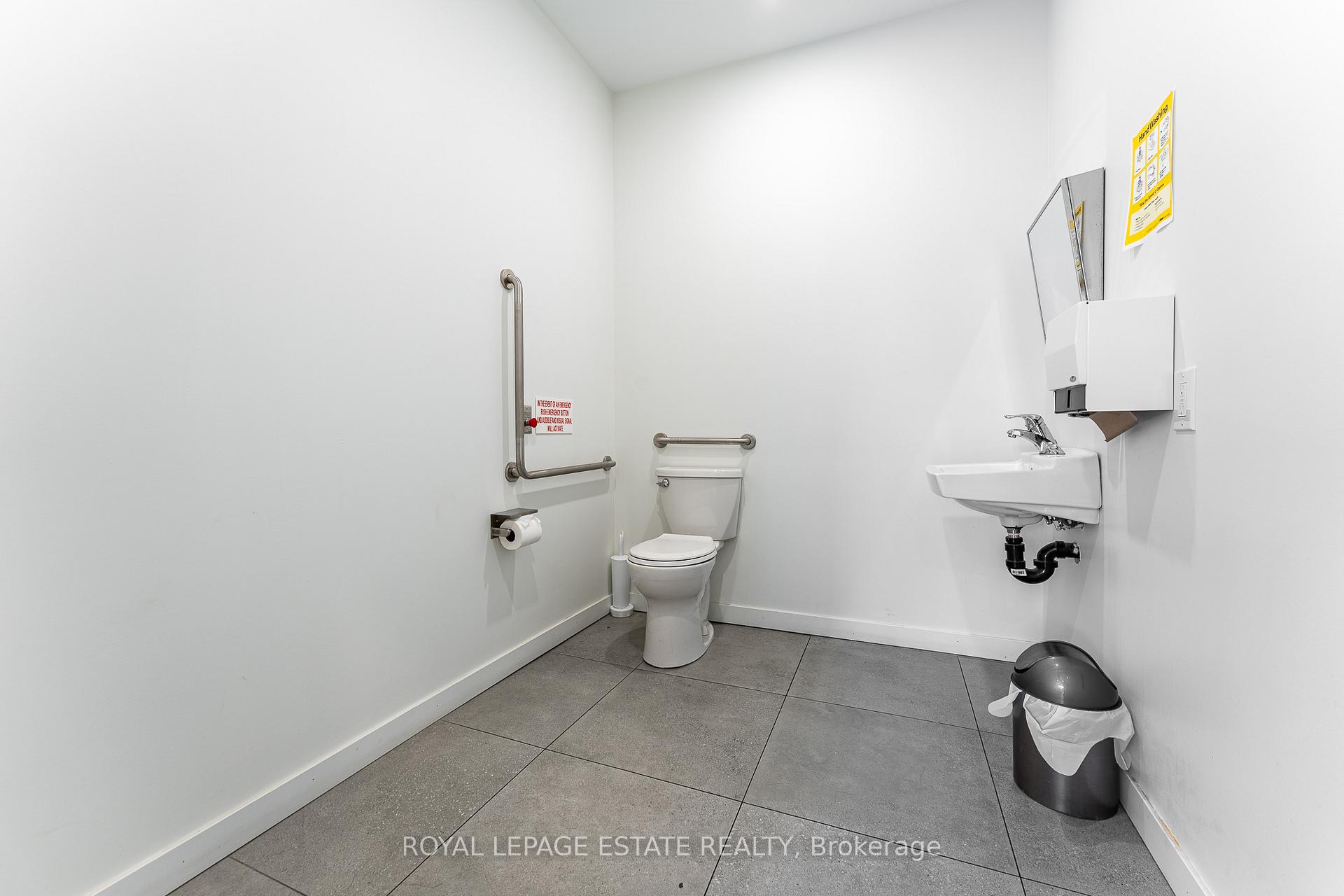 Photo 10 of 1007 Kingston Road, Toronto, The Beaches — HOMEH