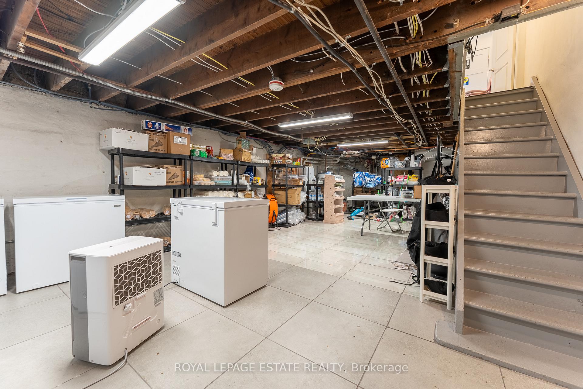 Photo 12 of 1007 Kingston Road, Toronto, The Beaches — HOMEH