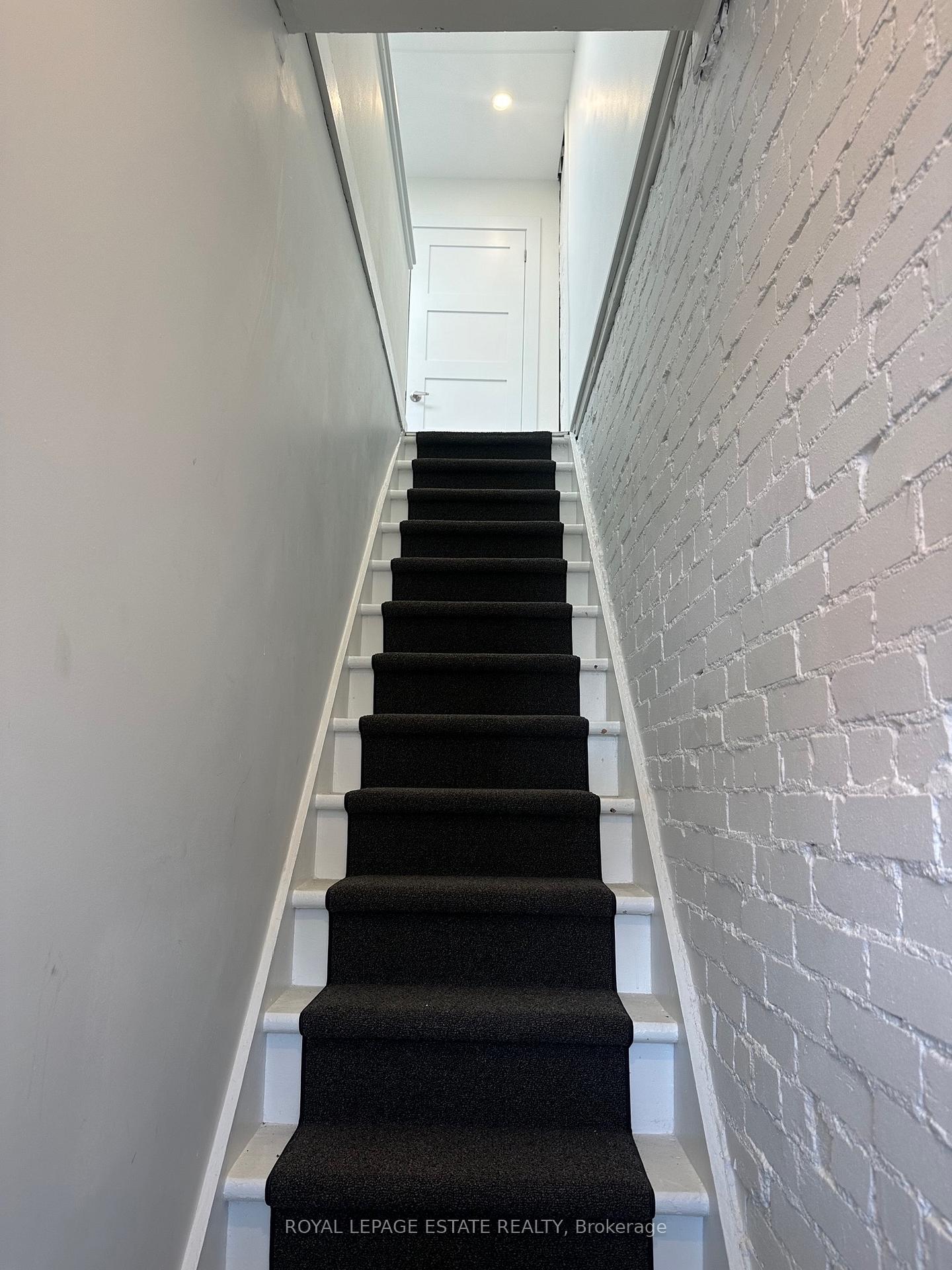 Photo 14 of 1007 Kingston Road, Toronto, The Beaches — HOMEH