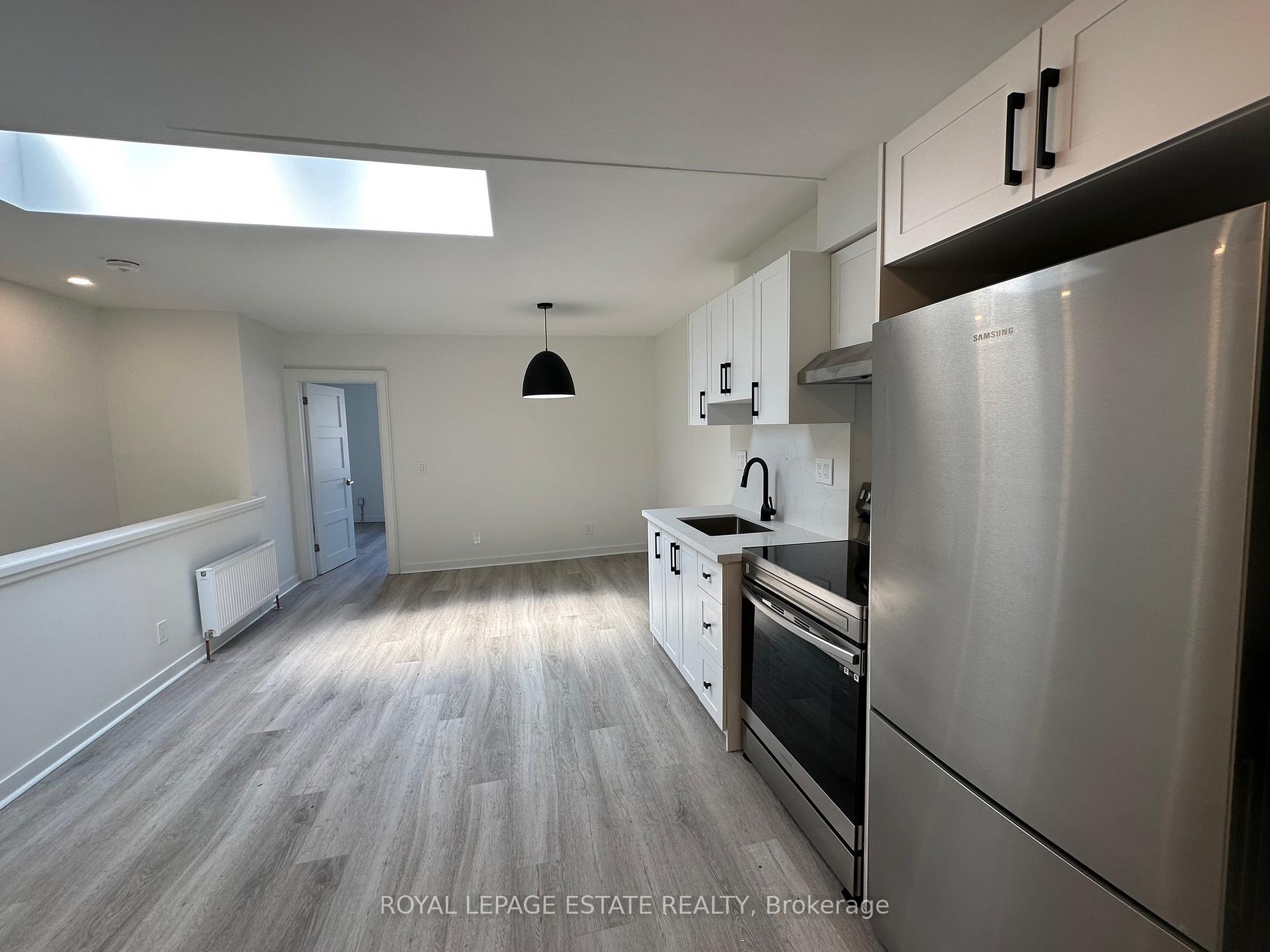 Photo 17 of 1007 Kingston Road, Toronto, The Beaches — HOMEH