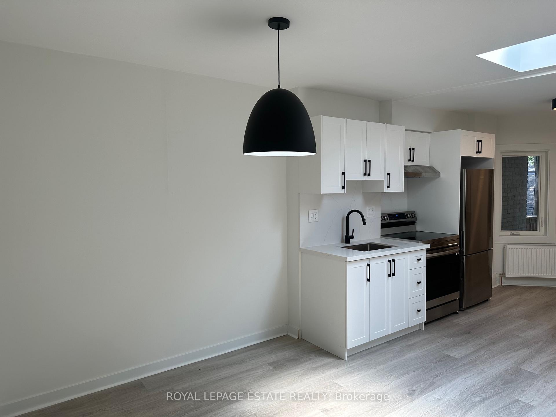 Photo 19 of 1007 Kingston Road, Toronto, The Beaches — HOMEH