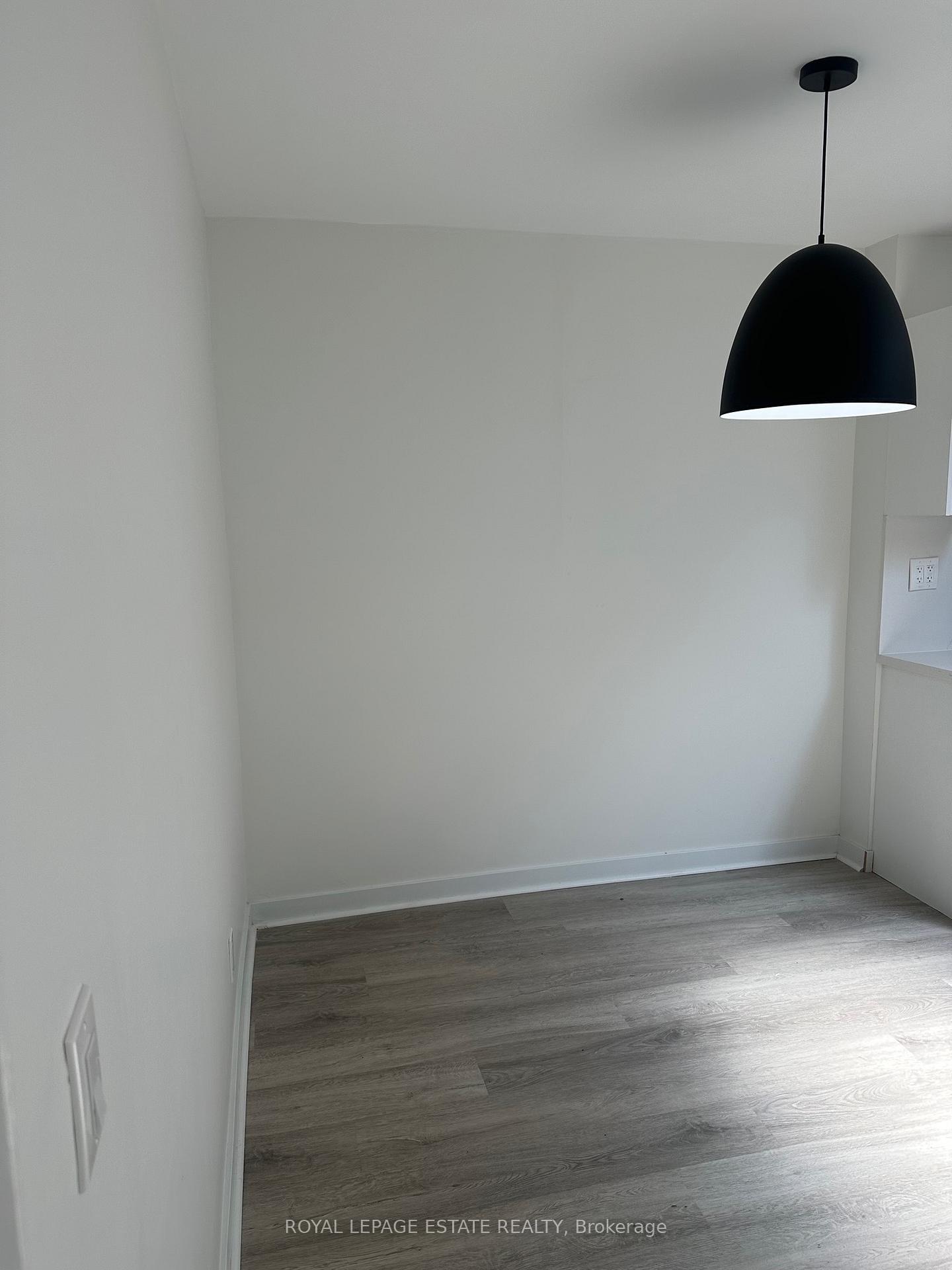 Photo 25 of 1007 Kingston Road, Toronto, The Beaches — HOMEH