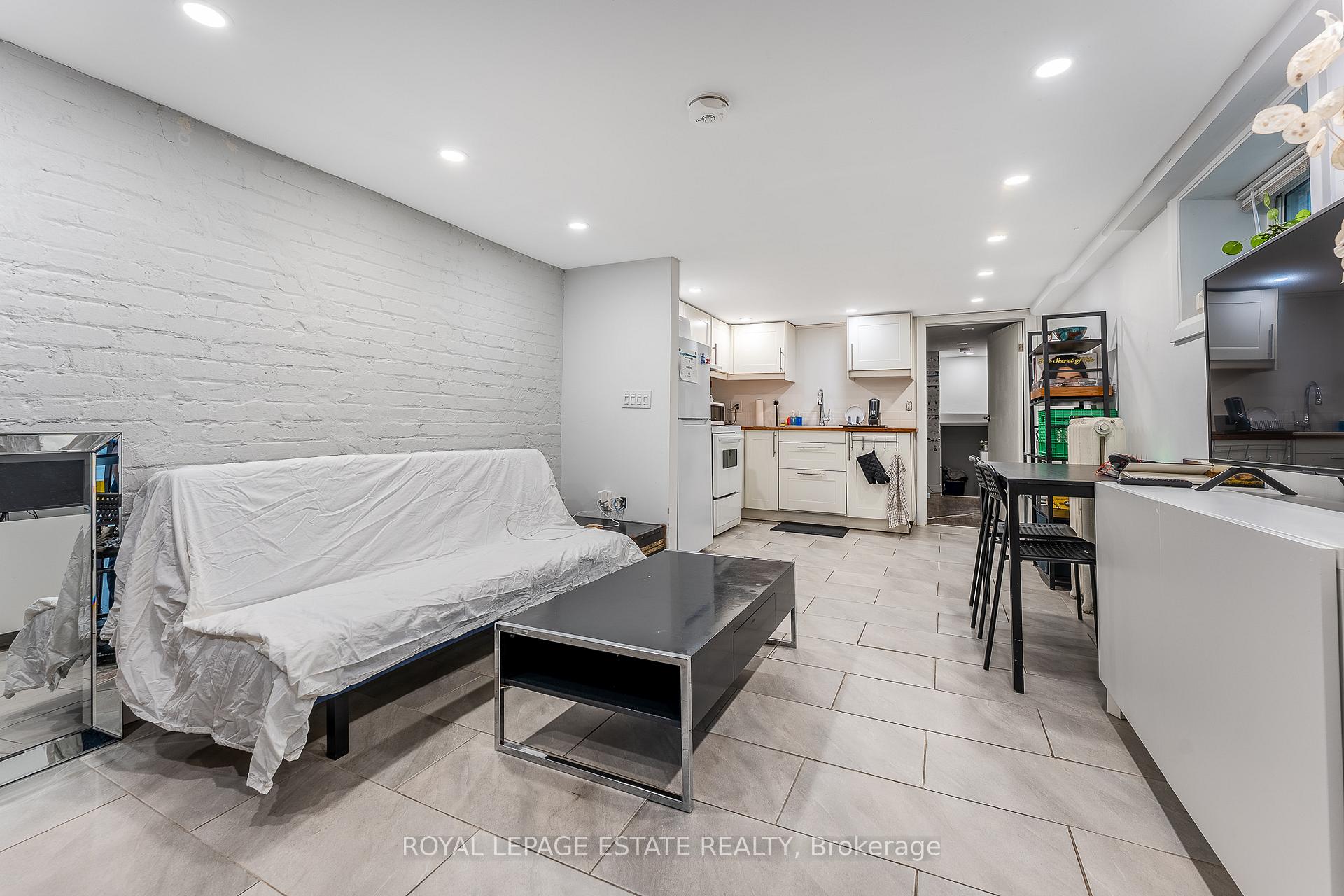 Photo 36 of 1007 Kingston Road, Toronto, The Beaches — HOMEH