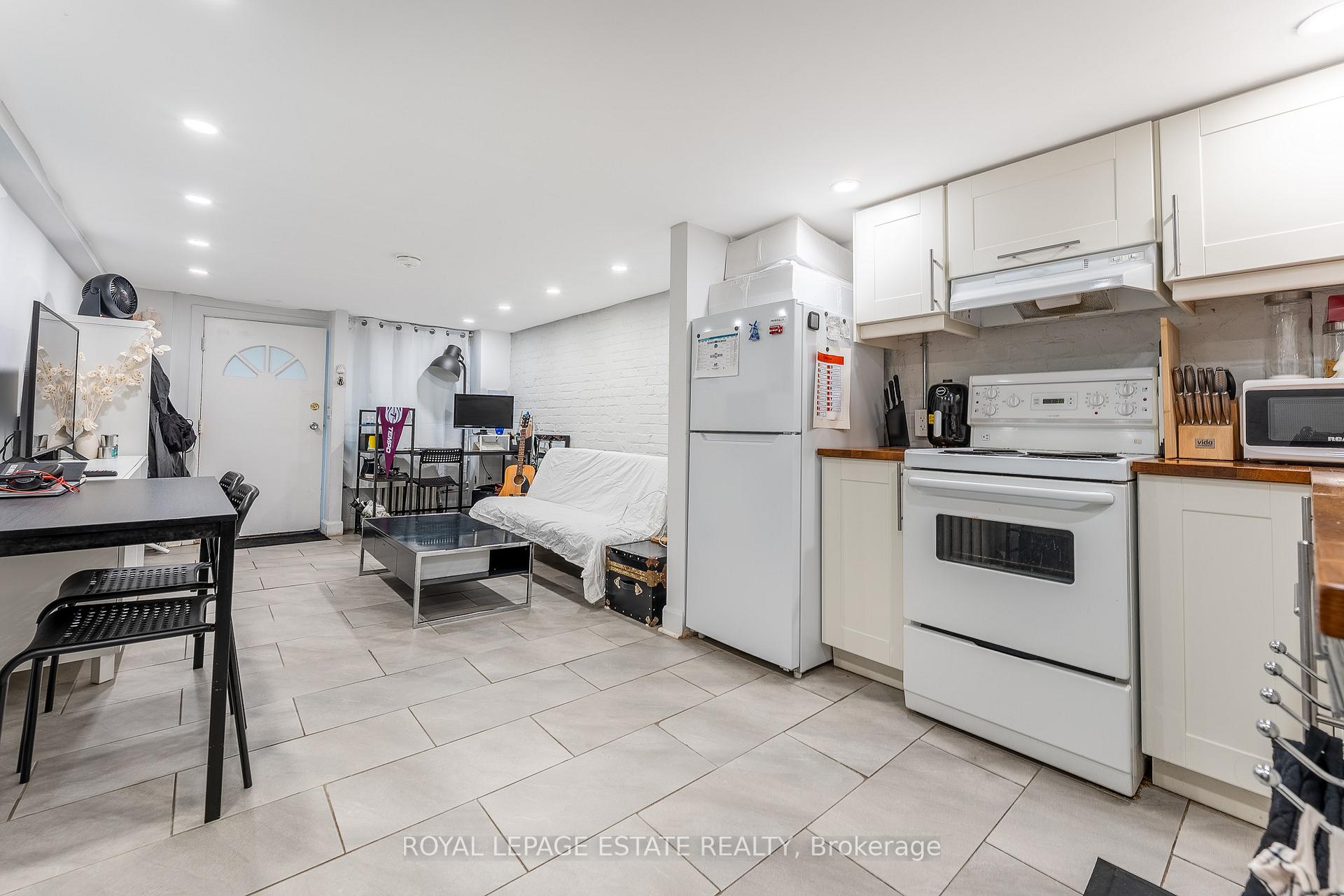 Photo 37 of 1007 Kingston Road, Toronto, The Beaches — HOMEH