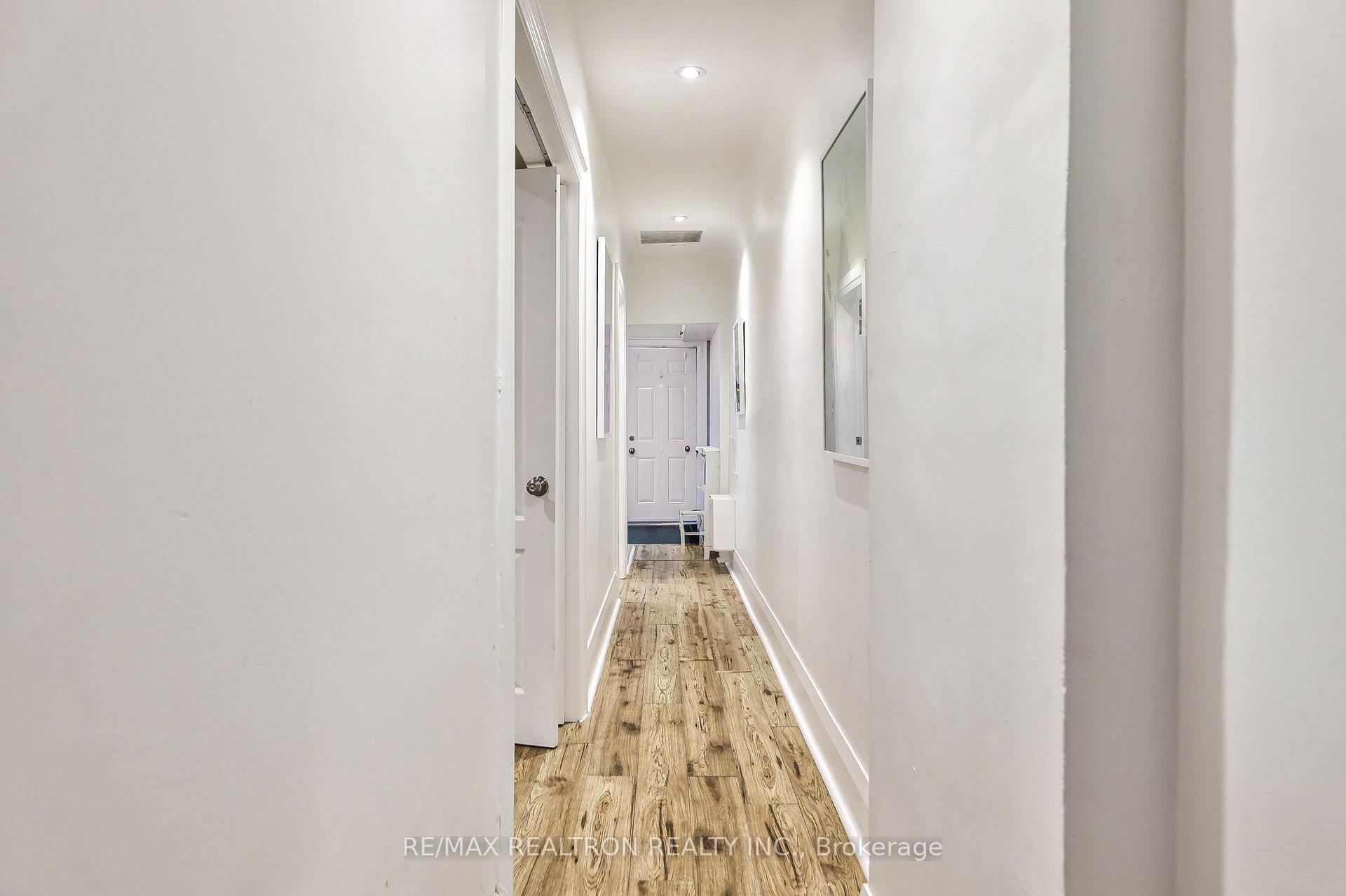 Photo 5 of 629 Mount Pleasant Road, Toronto, Mount Pleasant East — HOMEH
