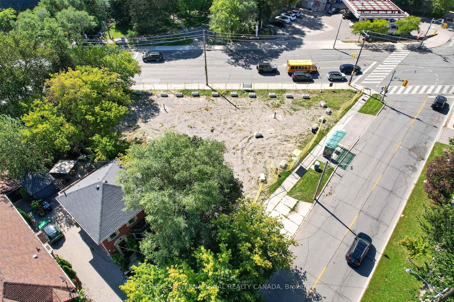 Photo 23 of 861 Avenue Road, Toronto, Yonge-Eglinton — HOMEH