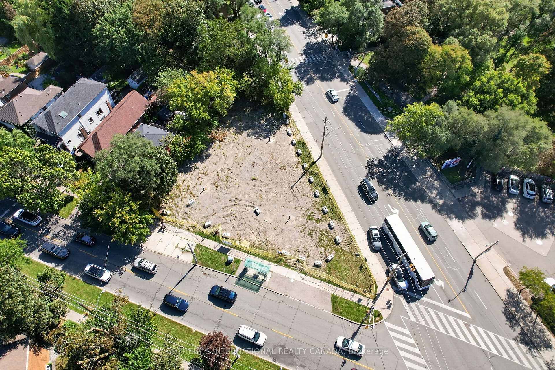 Photo 26 of 861 Avenue Road, Toronto, Yonge-Eglinton — HOMEH
