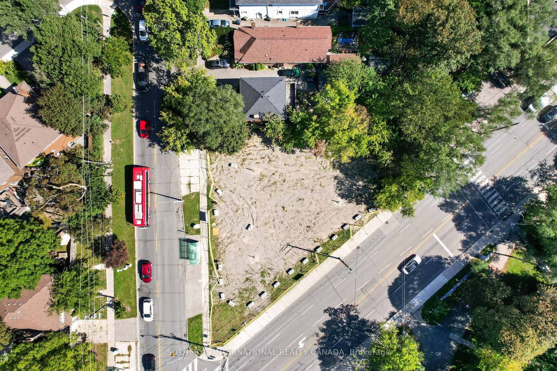 Photo 35 of 861 Avenue Road, Toronto, Yonge-Eglinton — HOMEH