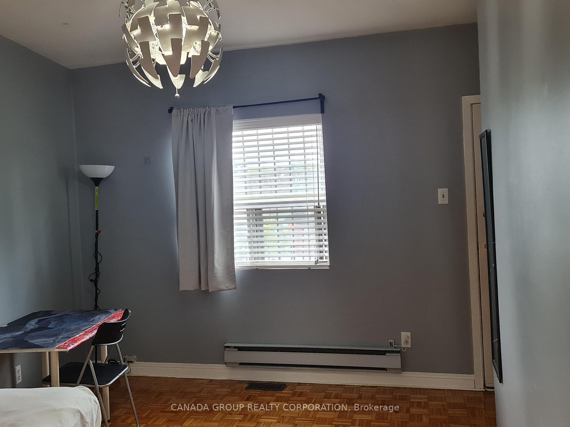 Photo 4 of 1584 Dundas Street W, Toronto, Little Portugal — HOMEH