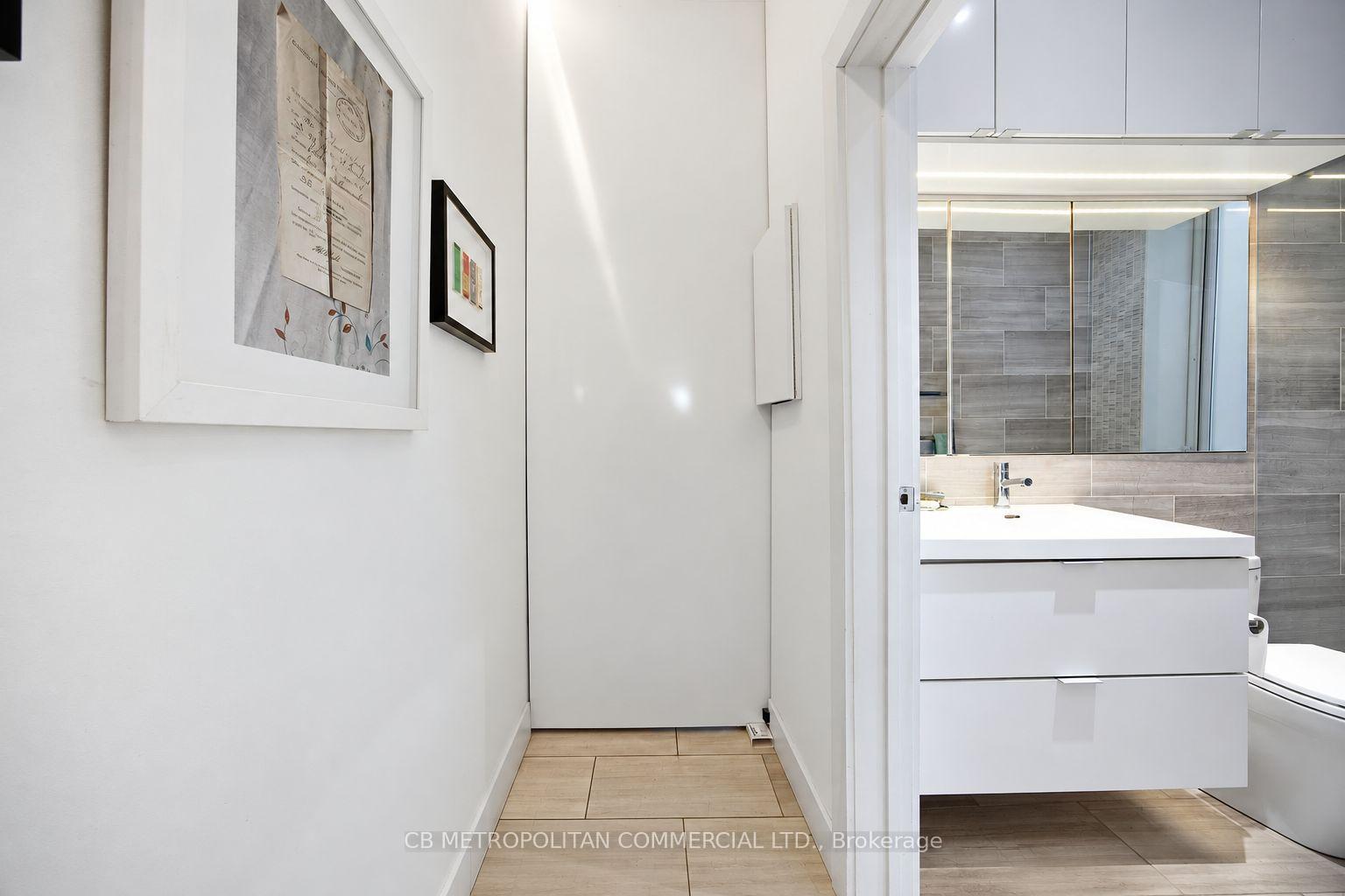 Photo 24 of 1024 Queen Street W, Toronto, Trinity-Bellwoods — HOMEH