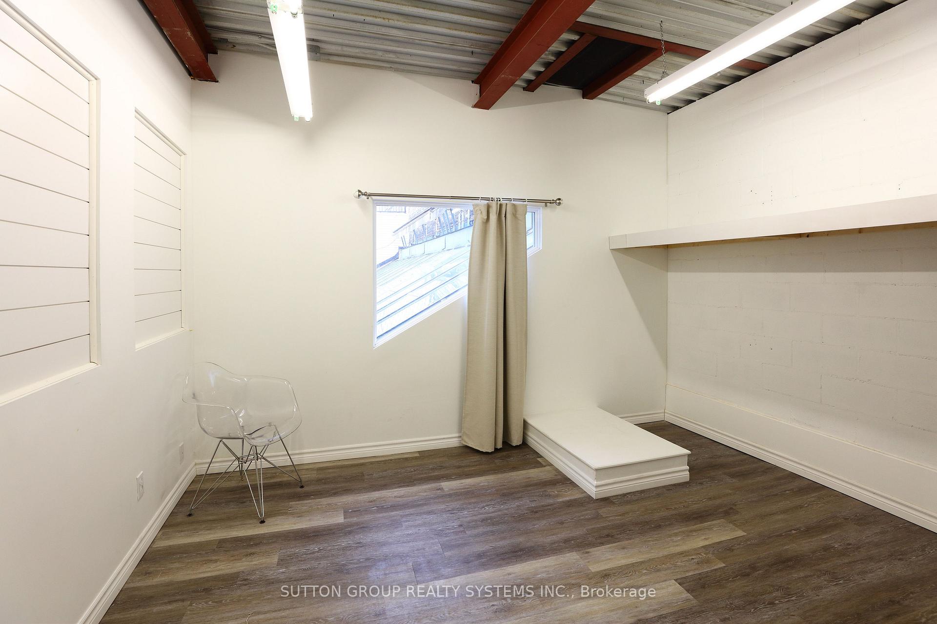 Photo 5 of Unit 2nd Floor, 328-330 Queen Street W, Toronto, Kensington-Chinatown — HOMEH