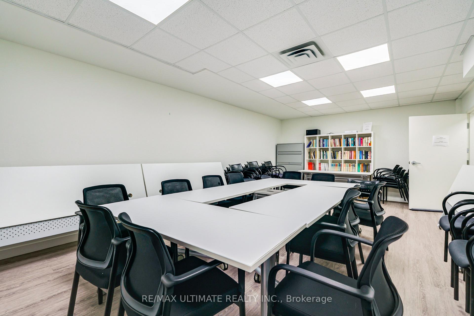 Photo 12 of 427-429 Vaughan Road, Toronto, Humewood-Cedarvale — HOMEH