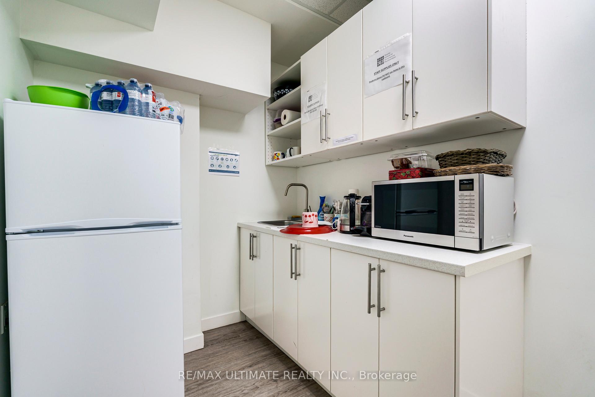 Photo 20 of 427-429 Vaughan Road, Toronto, Humewood-Cedarvale — HOMEH