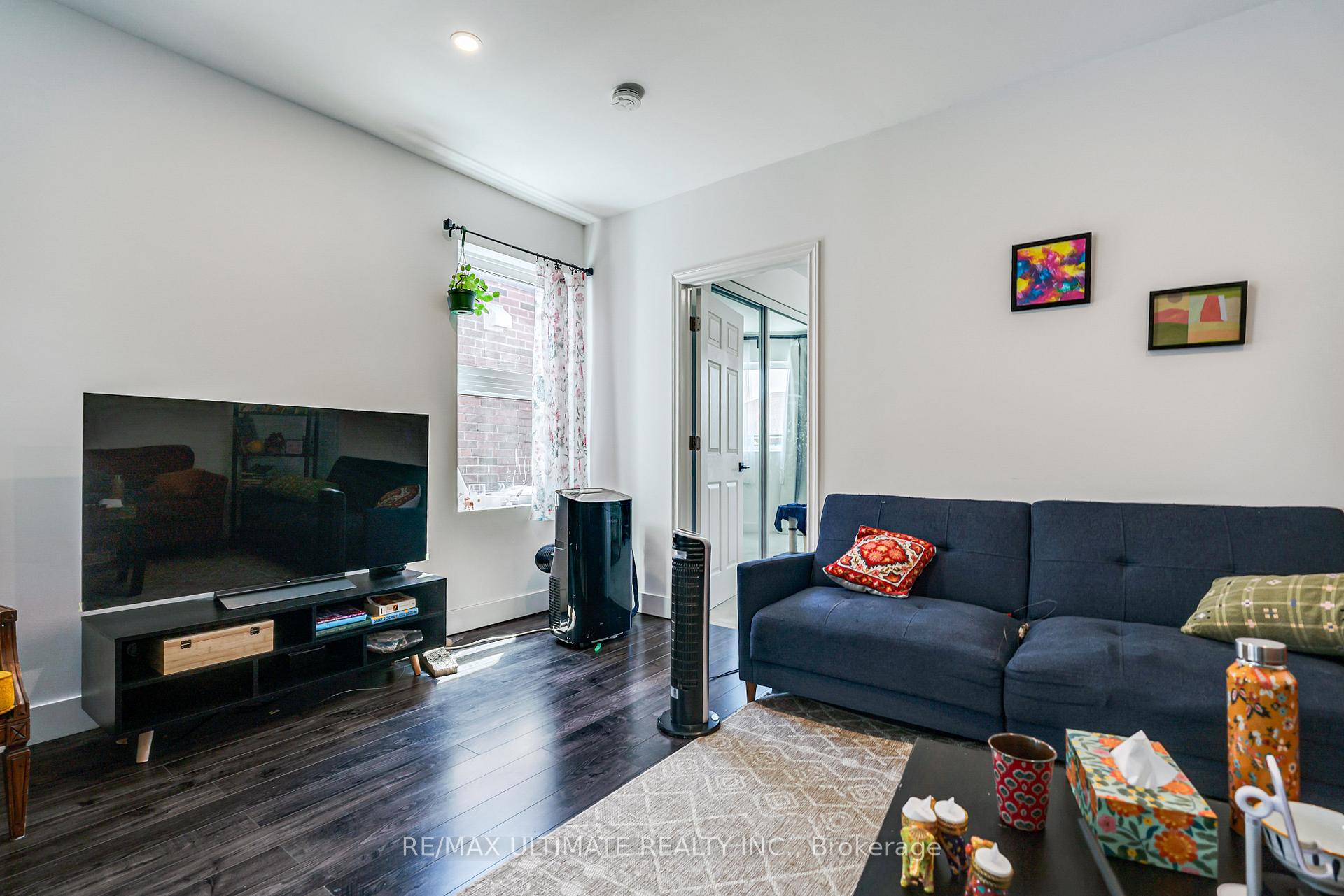 Photo 23 of 427-429 Vaughan Road, Toronto, Humewood-Cedarvale — HOMEH