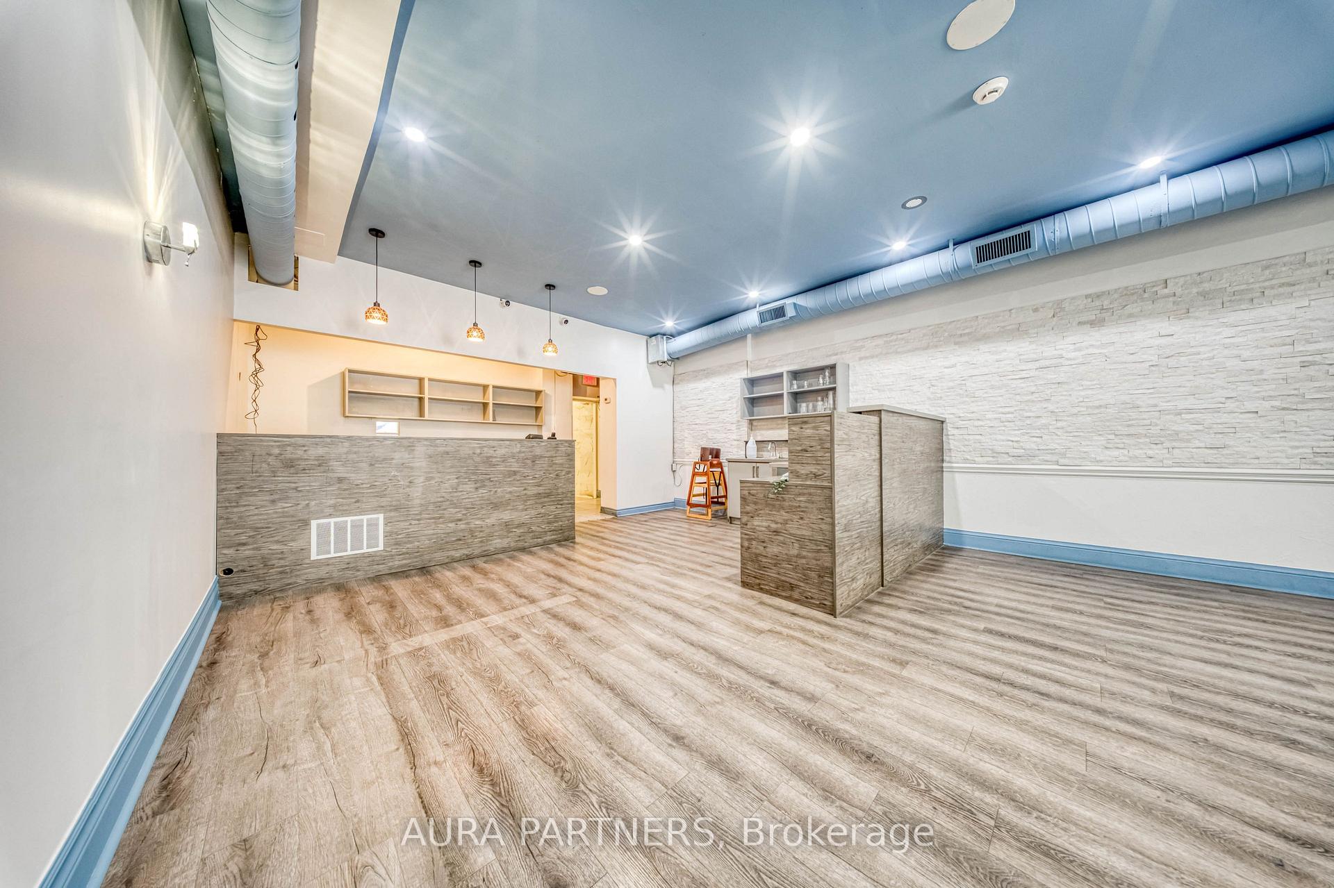 Photo 4 of 3187 Yonge Street, Toronto, Lawrence Park North — HOMEH