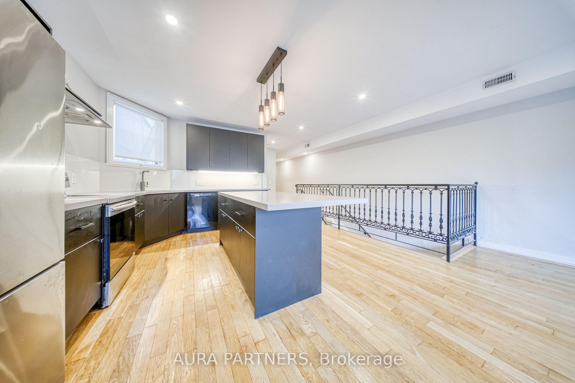 Photo 13 of 3187 Yonge Street, Toronto, Lawrence Park North — HOMEH