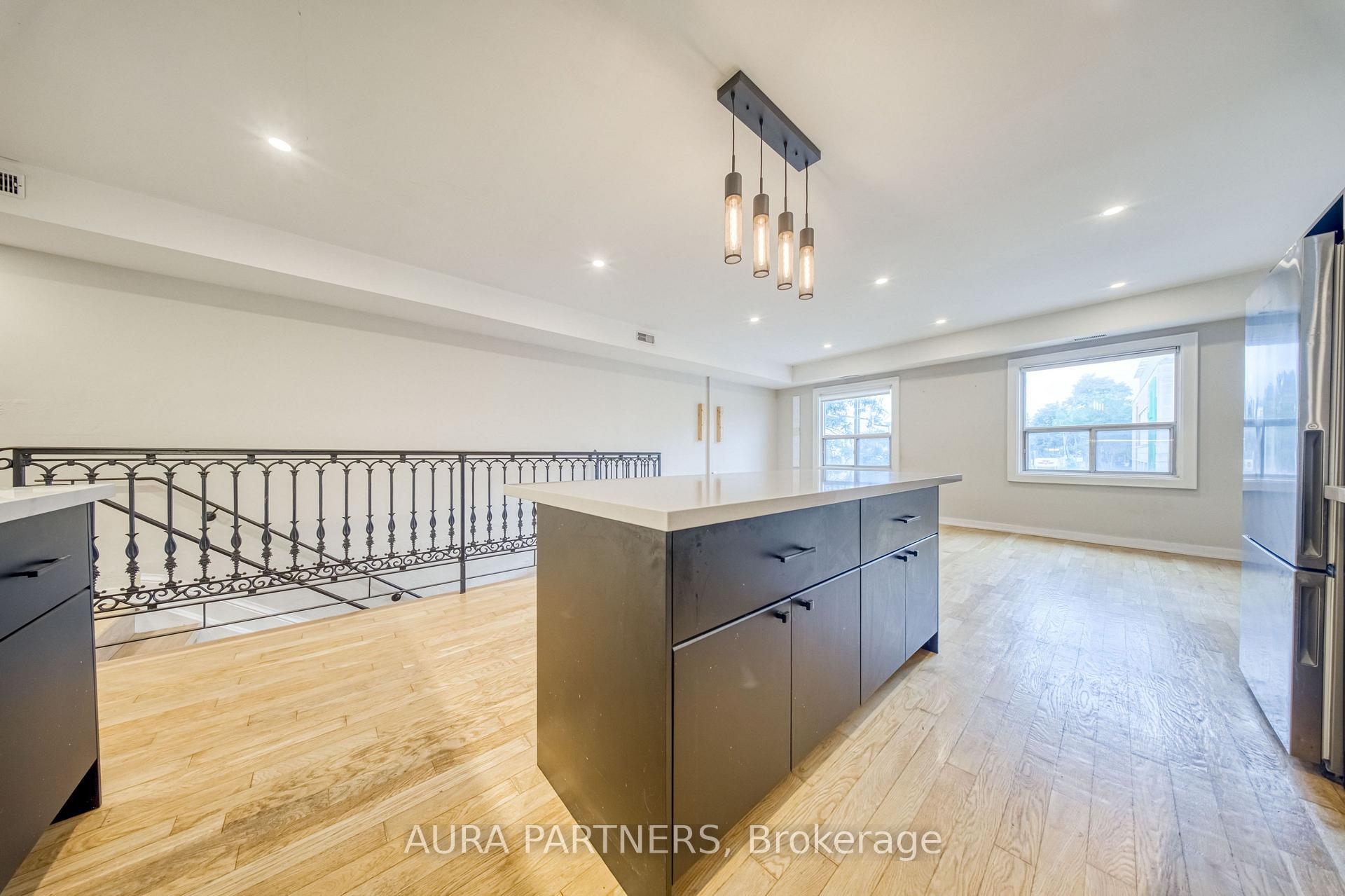 Photo 15 of 3187 Yonge Street, Toronto, Lawrence Park North — HOMEH