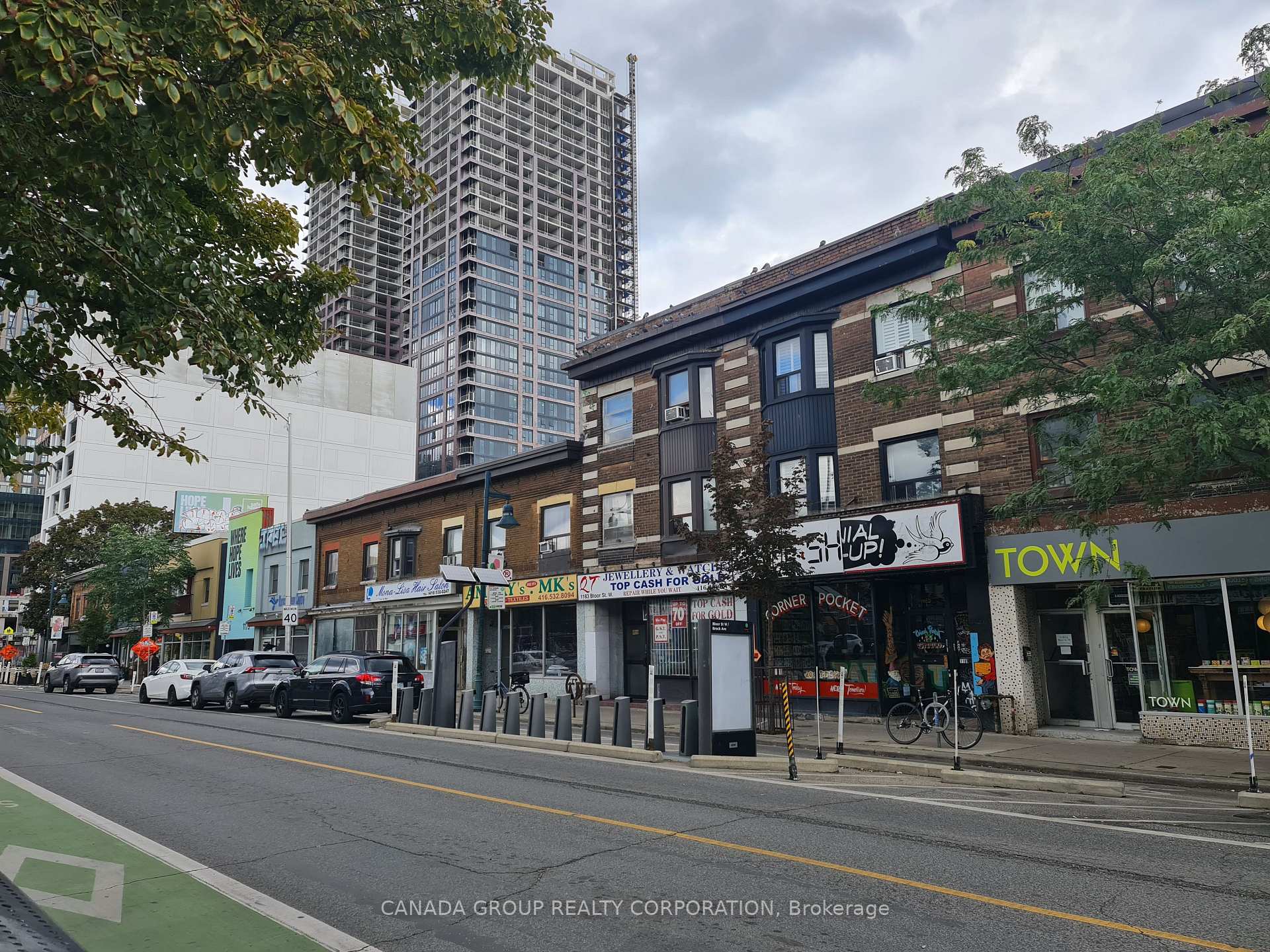 Photo of 1183 Bloor Street W