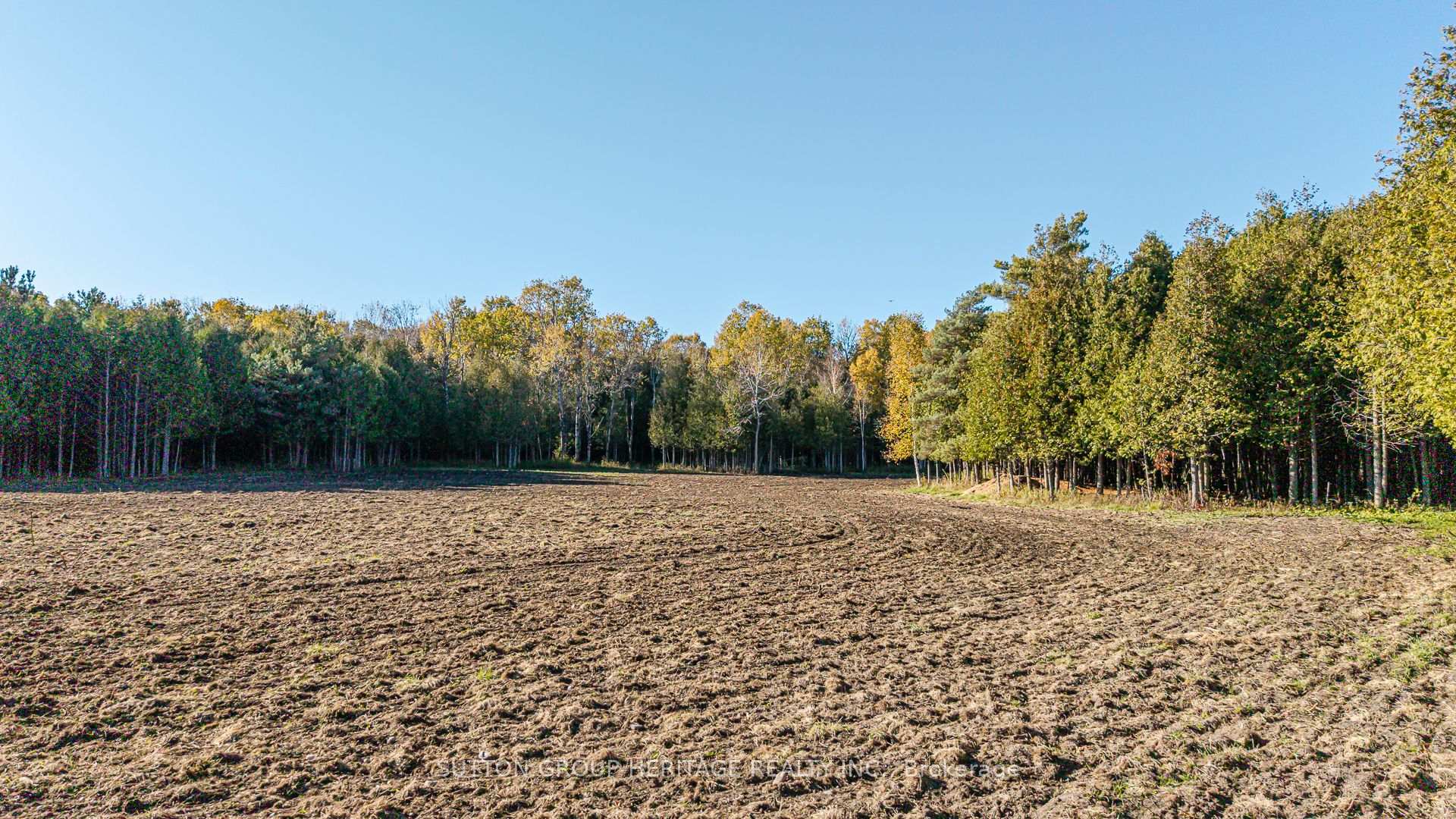 Photo 23 of 2490 Green Road, Clarington, Bowmanville — HOMEH