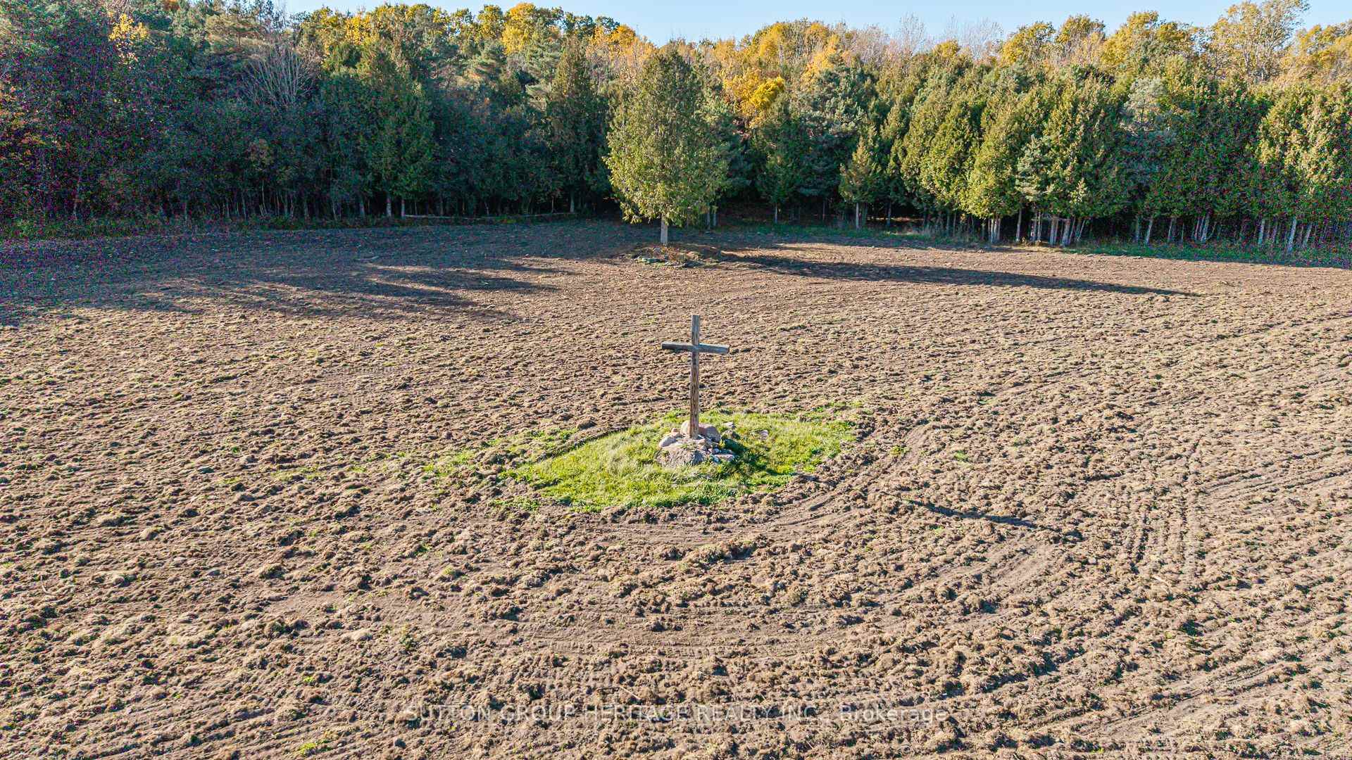 Photo 24 of 2490 Green Road, Clarington, Bowmanville — HOMEH