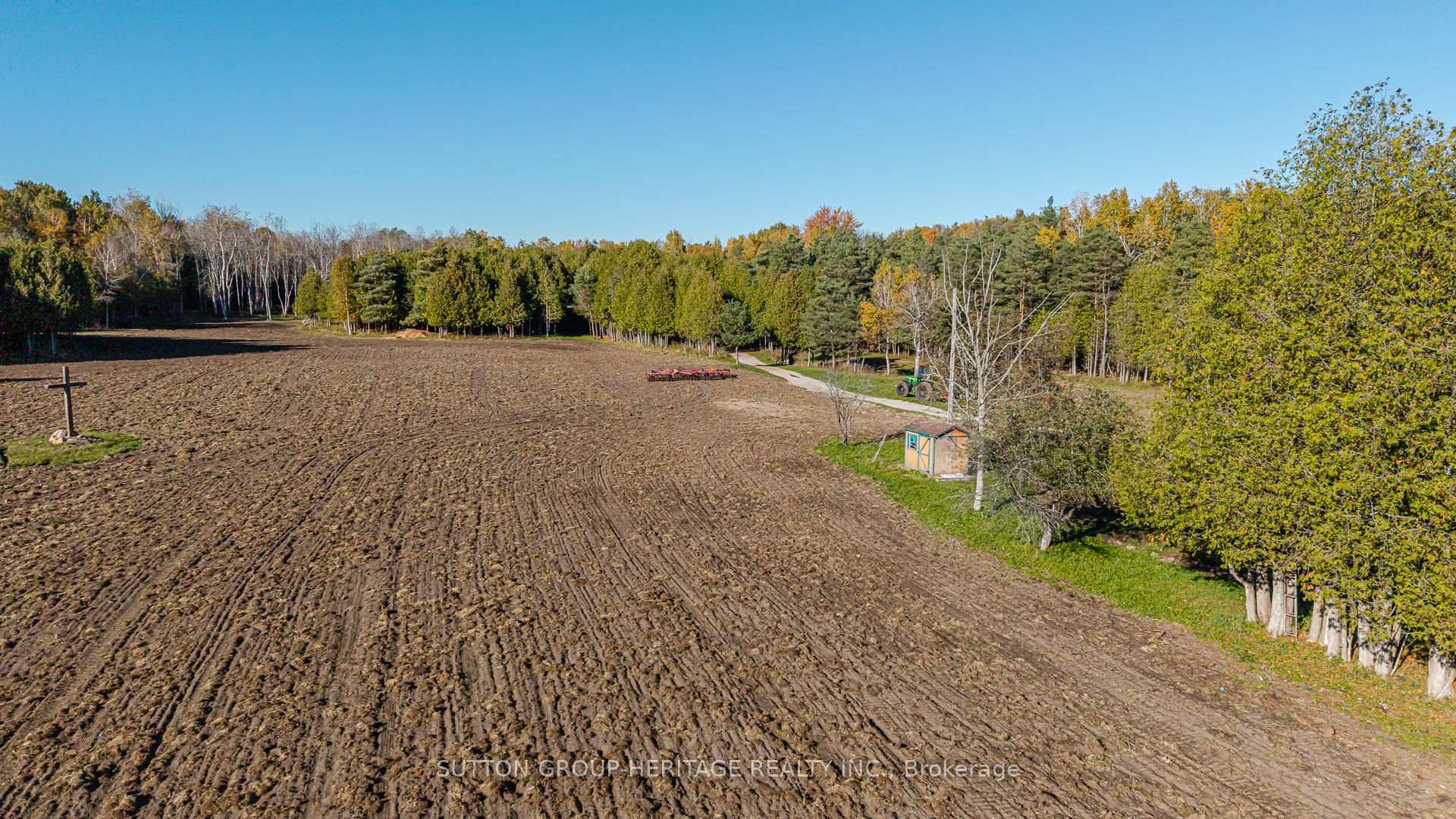 Photo 25 of 2490 Green Road, Clarington, Bowmanville — HOMEH