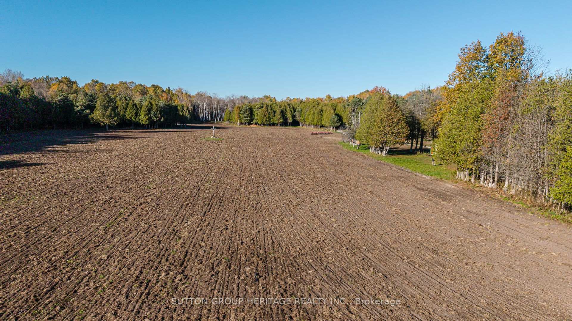 Photo 26 of 2490 Green Road, Clarington, Bowmanville — HOMEH