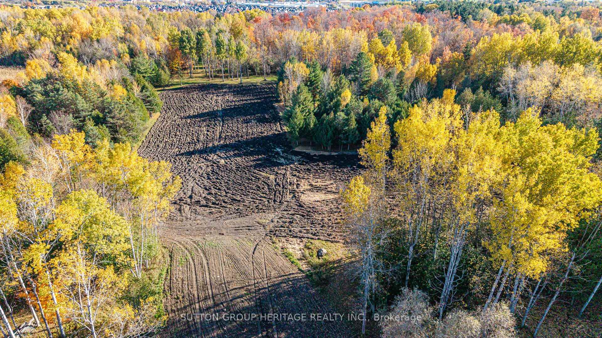 Photo 28 of 2490 Green Road, Clarington, Bowmanville — HOMEH