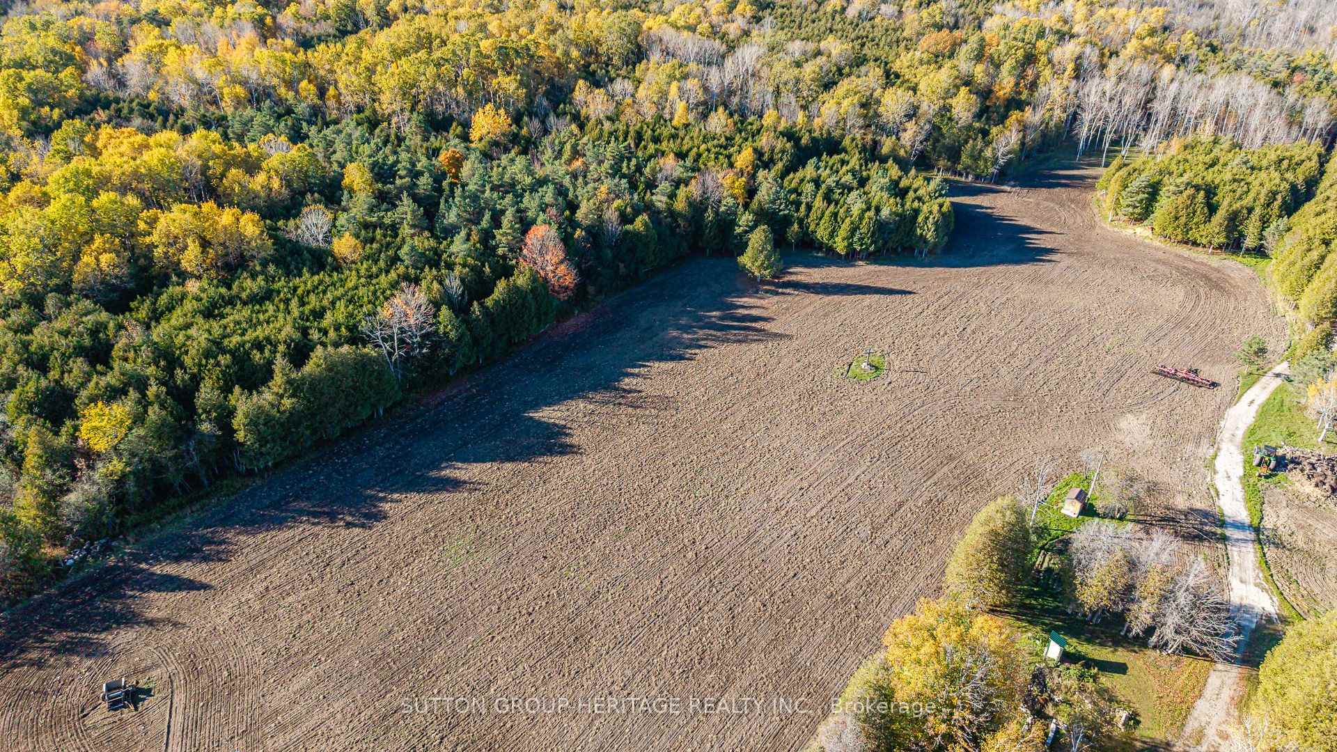 Photo 29 of 2490 Green Road, Clarington, Bowmanville — HOMEH
