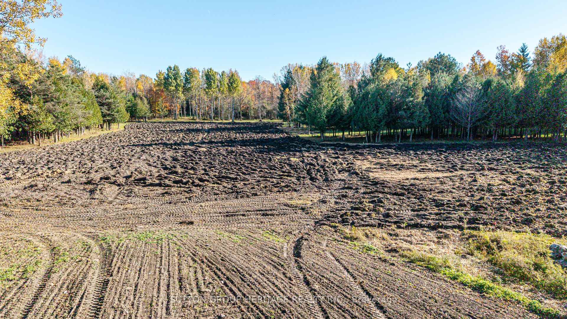 Photo 30 of 2490 Green Road, Clarington, Bowmanville — HOMEH