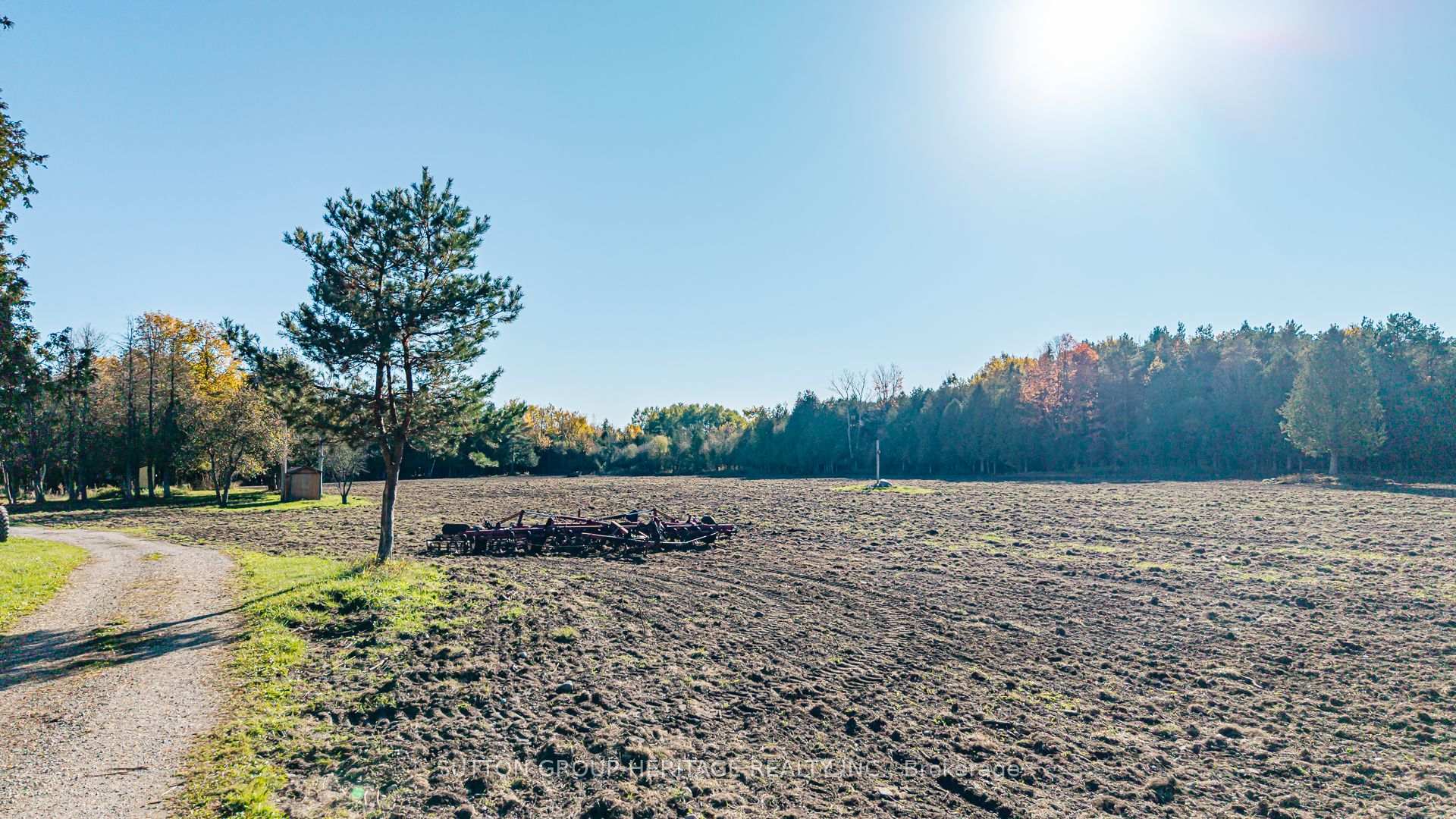 Photo 38 of 2490 Green Road, Clarington, Bowmanville — HOMEH