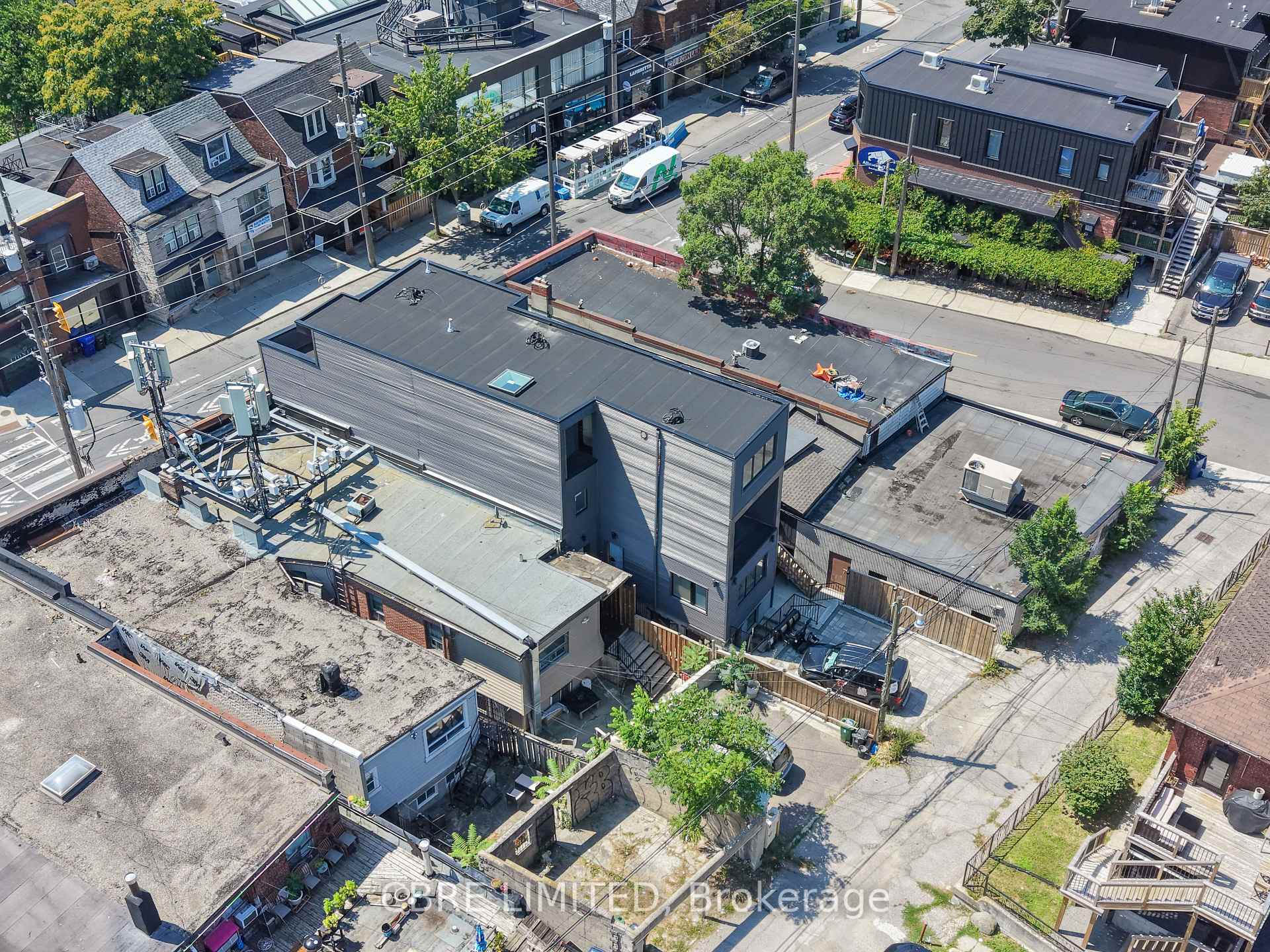 Photo 3 of 1144 Davenport Road, Toronto, Wychwood — HOMEH