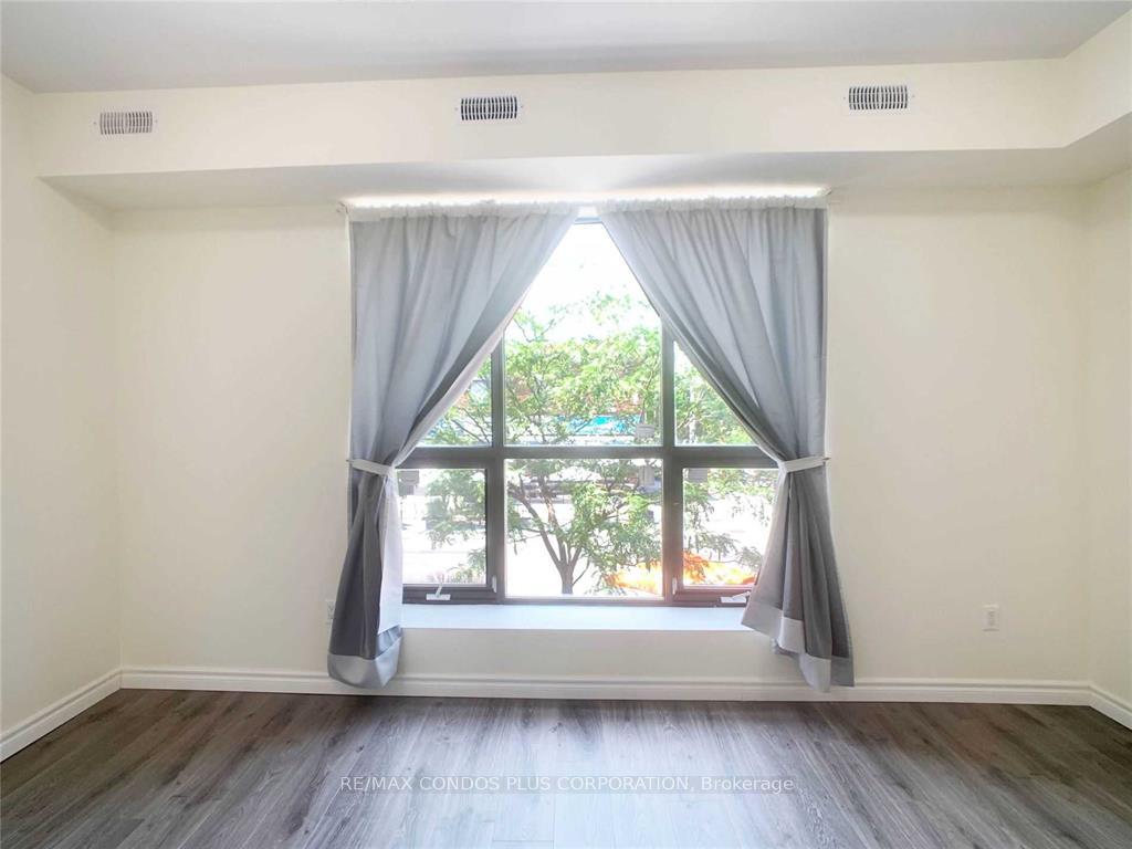 Photo 6 of 721 Danforth Avenue, Toronto, Blake-Jones — HOMEH