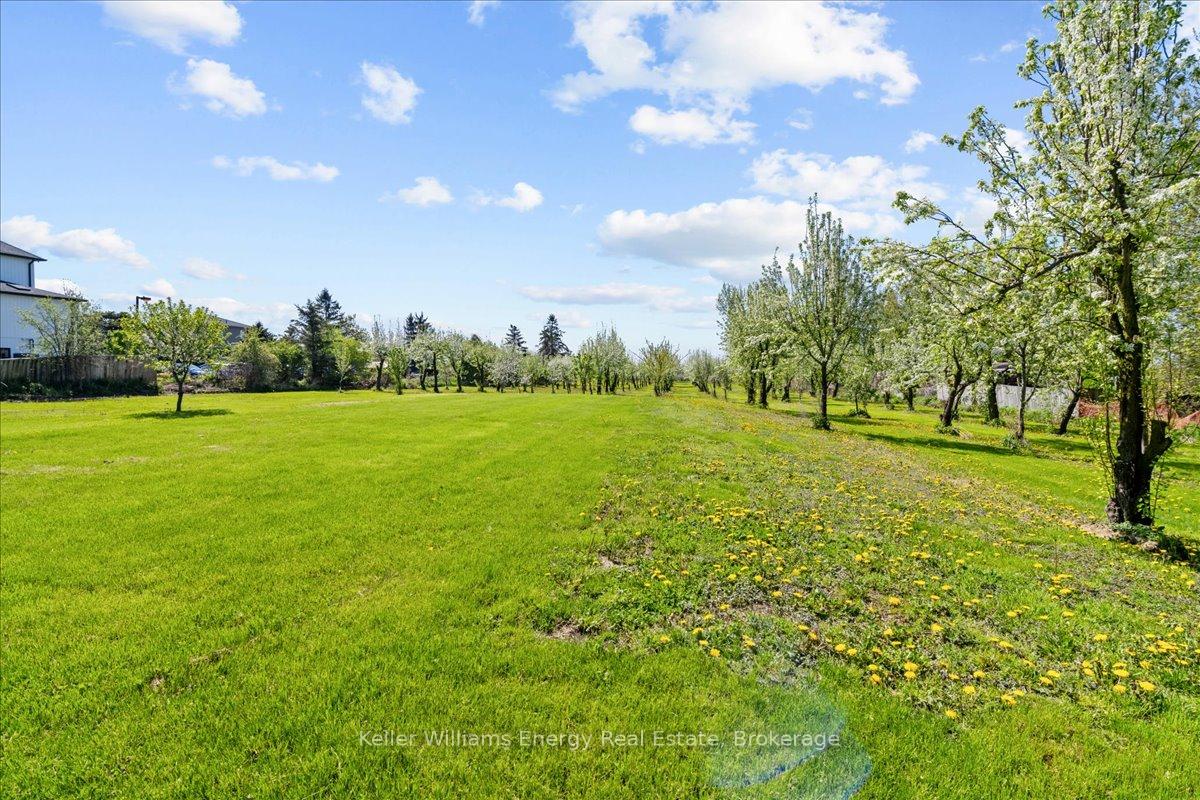 Photo 17 of 2263 Hwy 2, Clarington, Rural Clarington — HOMEH