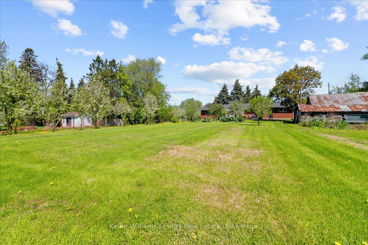 Photo 19 of 2263 Hwy 2, Clarington, Rural Clarington — HOMEH