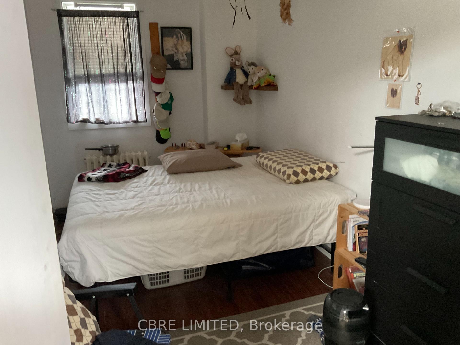 Photo 9 of 827 O'Connor Drive, Toronto, O'Connor-Parkview — HOMEH