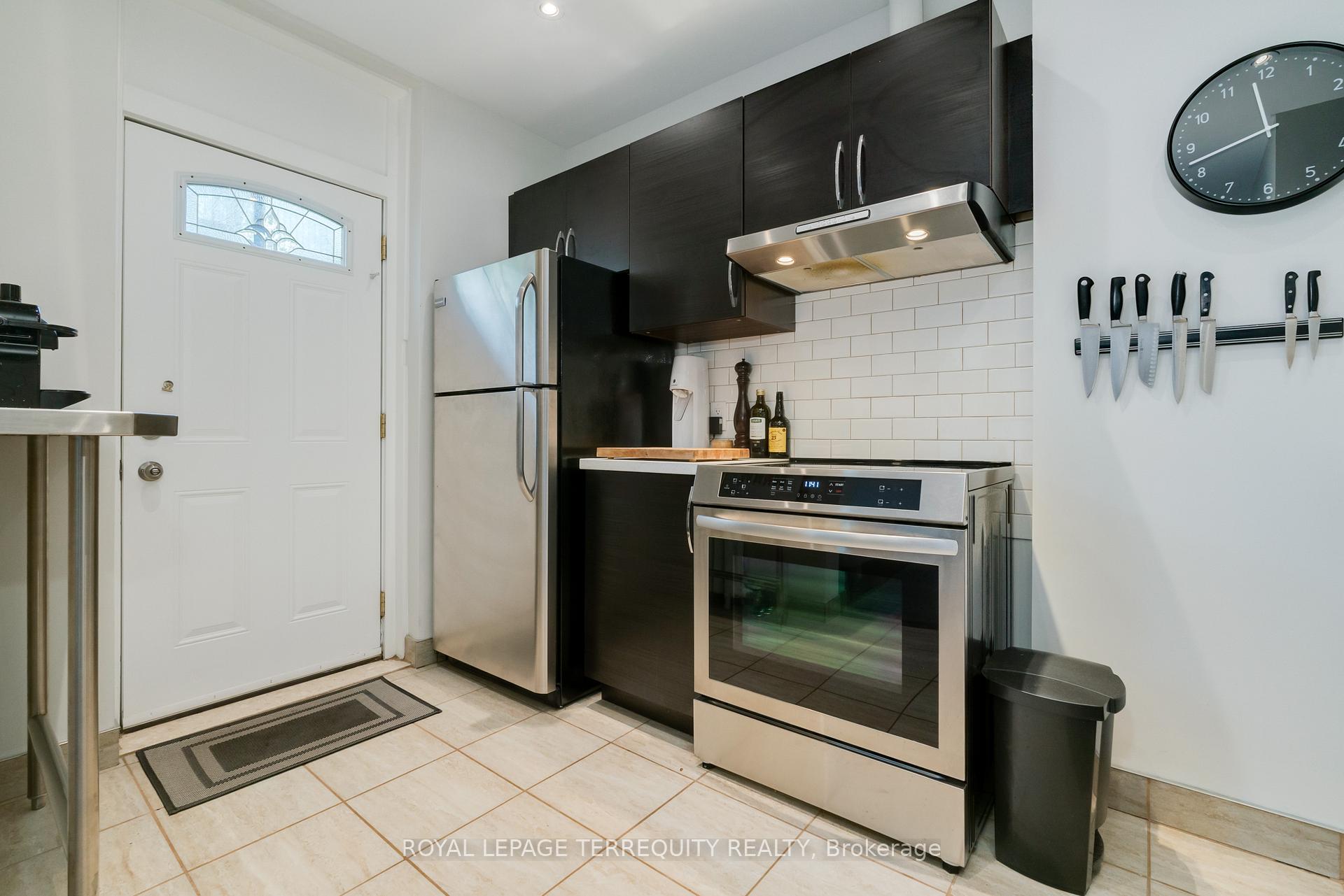 Photo 16 of 894 Queen Street E, Toronto, South Riverdale — HOMEH
