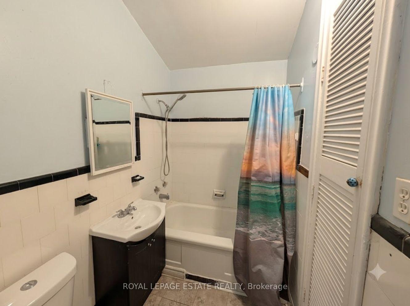 Photo 11 of 2436 Kingston Road, Scarborough, Birchcliffe-Cliffside — HOMEH