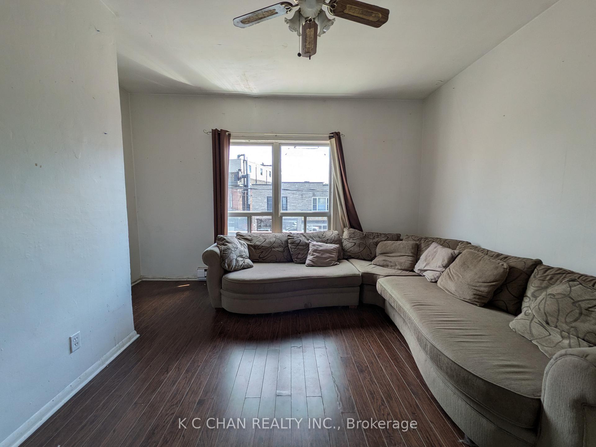 Photo 14 of 748 Broadview Avenue, Toronto, North Riverdale — HOMEH