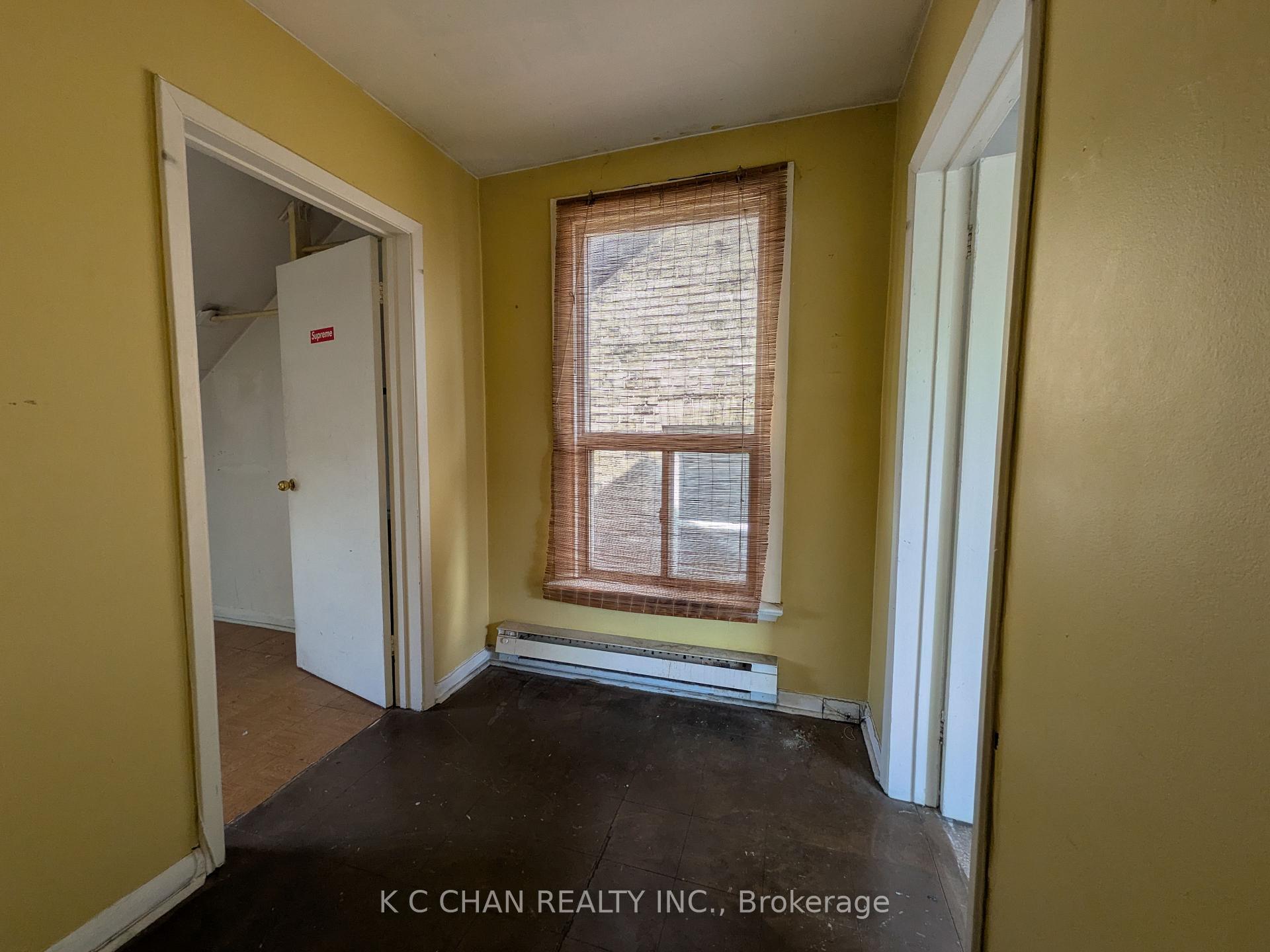 Photo 17 of 748 Broadview Avenue, Toronto, North Riverdale — HOMEH