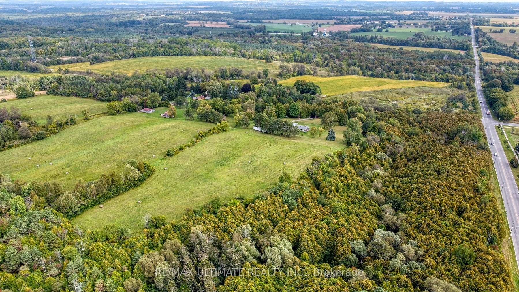Photo 2 of 3090 Mearns Avenue, Clarington, Bowmanville — HOMEH