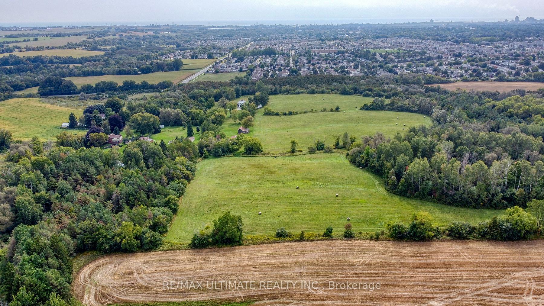 Photo 6 of 3090 Mearns Avenue, Clarington, Bowmanville — HOMEH