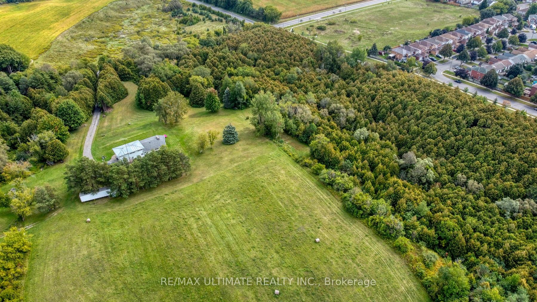 Photo 7 of 3090 Mearns Avenue, Clarington, Bowmanville — HOMEH