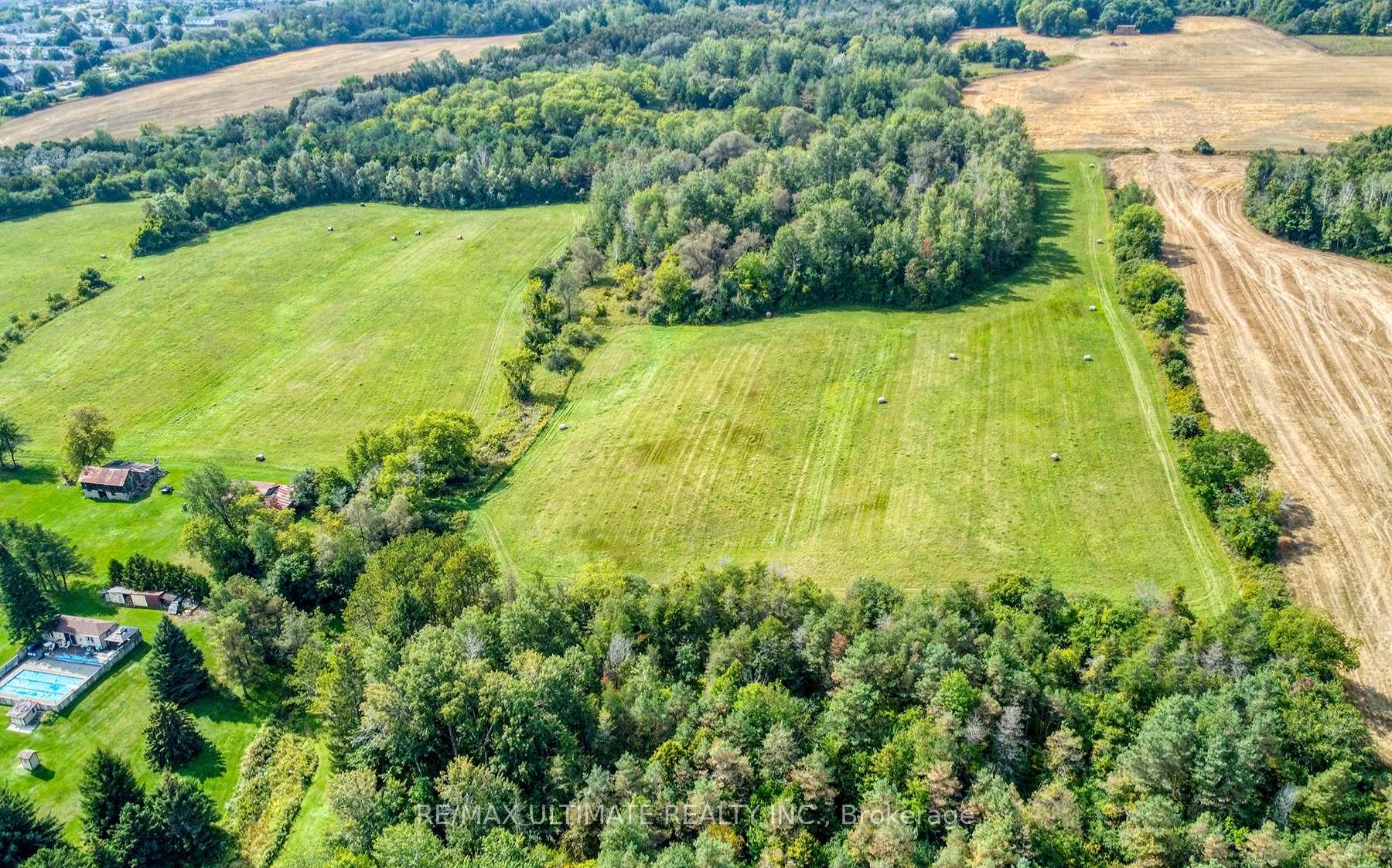 Photo 9 of 3090 Mearns Avenue, Clarington, Bowmanville — HOMEH