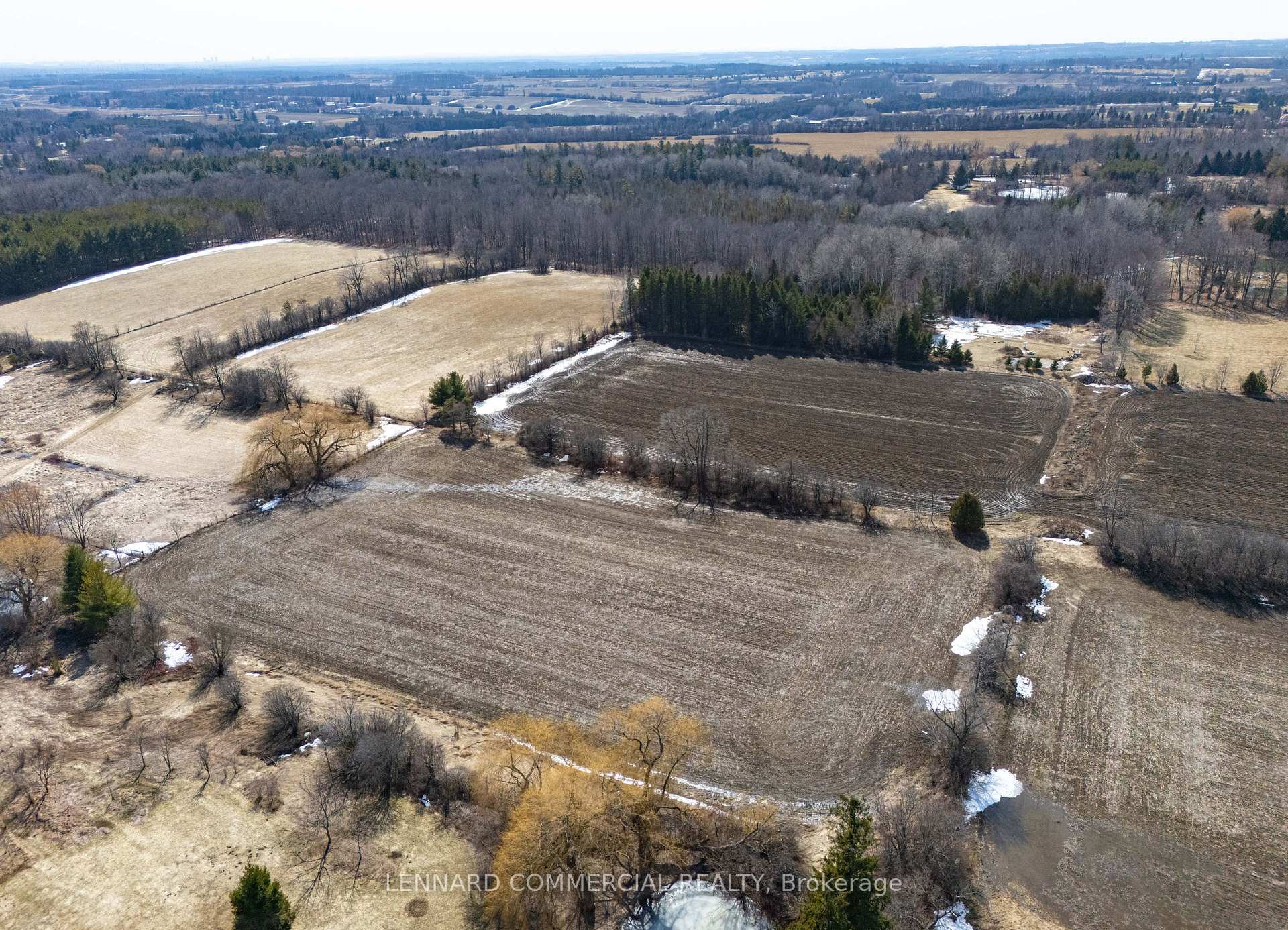 Photo 7 of 945 Brawley Road W, Whitby, Rural Whitby — HOMEH