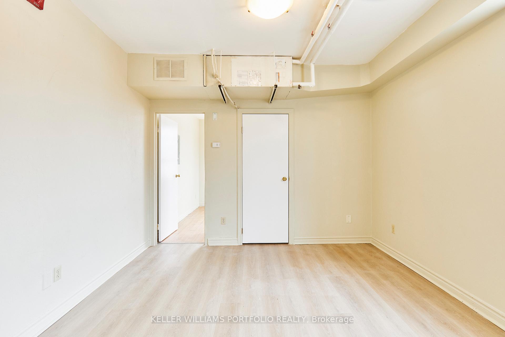 Photo 29 of 1395 Gerrard Street E, Toronto, Greenwood-Coxwell — HOMEH