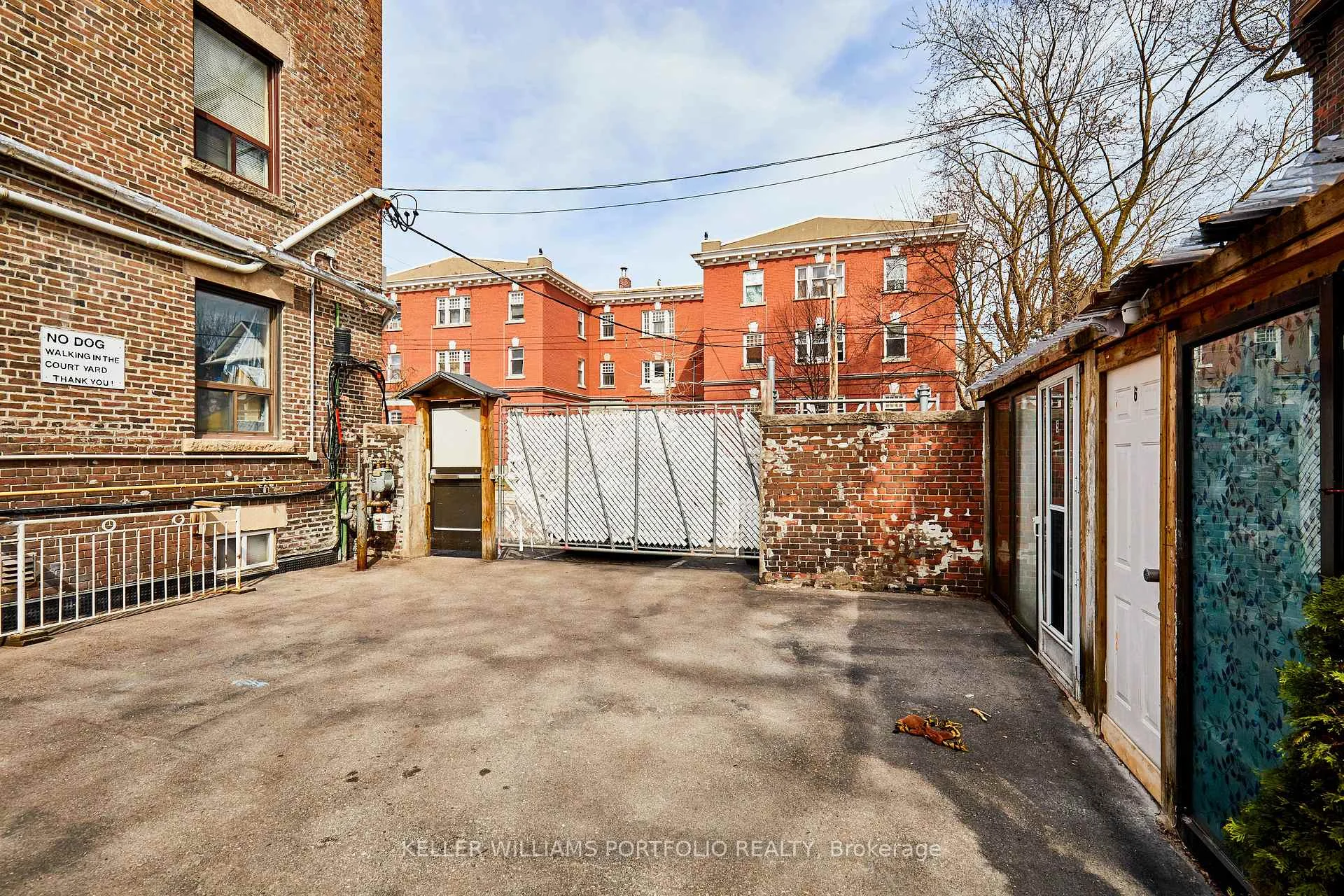 Photo 23 of 1395 Gerrard Street E, Toronto, Greenwood-Coxwell — HOMEH