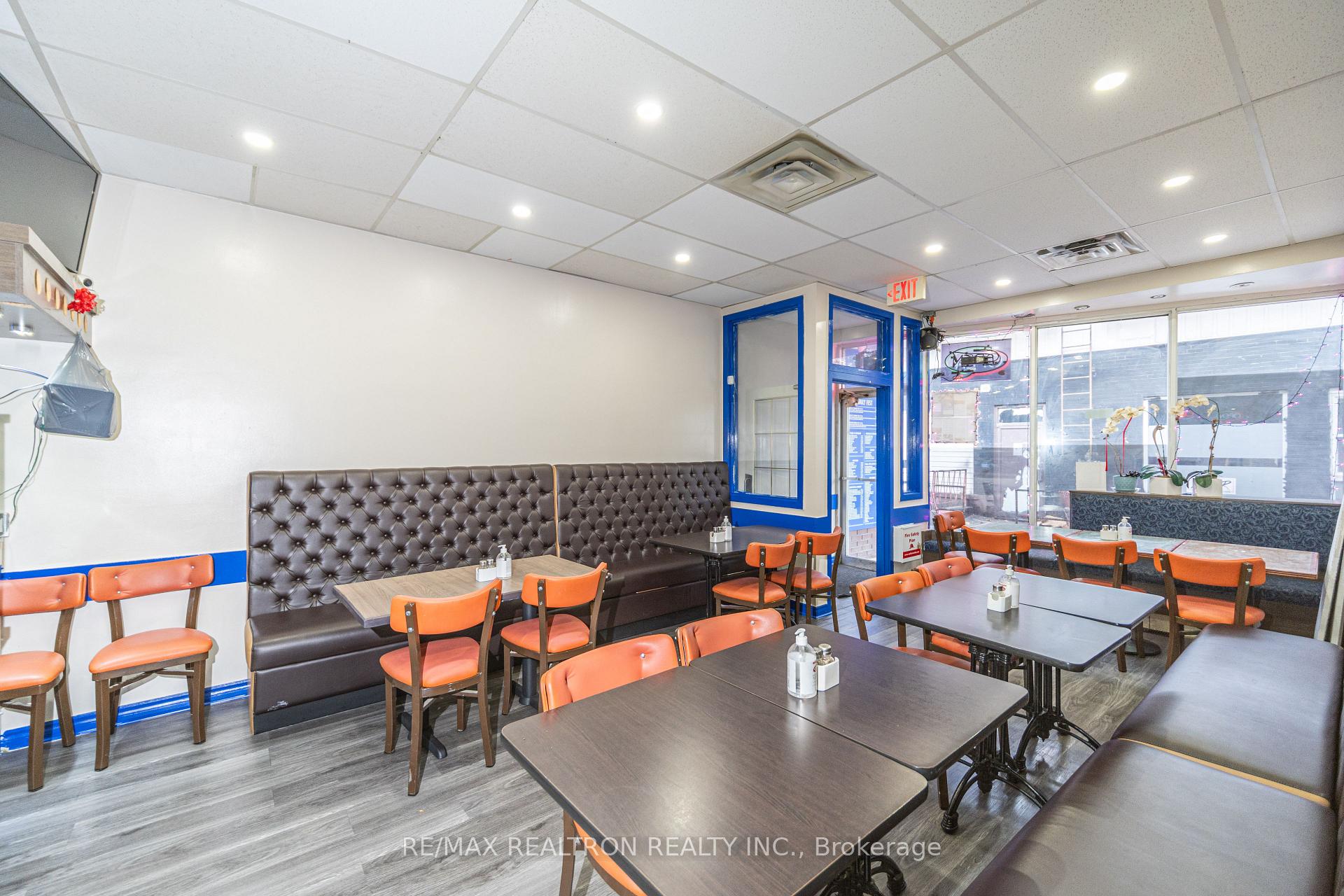 Photo 4 of 3541 St Clair Avenue E, Scarborough, Clairlea-Birchmount — HOMEH