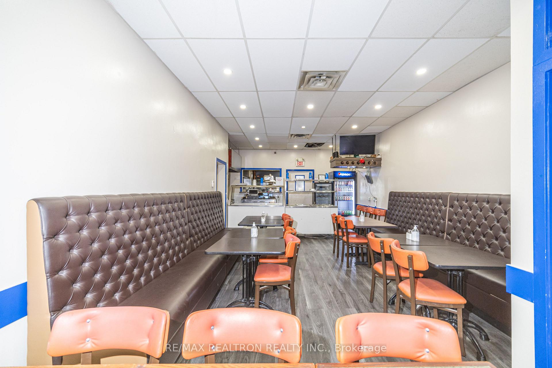 Photo 5 of 3541 St Clair Avenue E, Scarborough, Clairlea-Birchmount — HOMEH