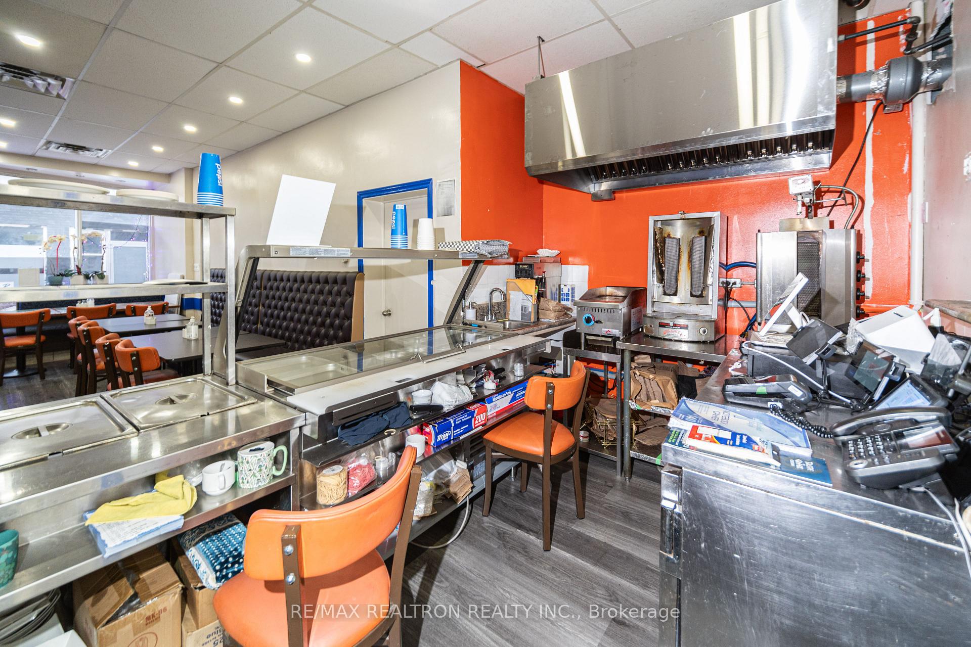 Photo 7 of 3541 St Clair Avenue E, Scarborough, Clairlea-Birchmount — HOMEH